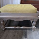 Modular extra seat as a coffee table