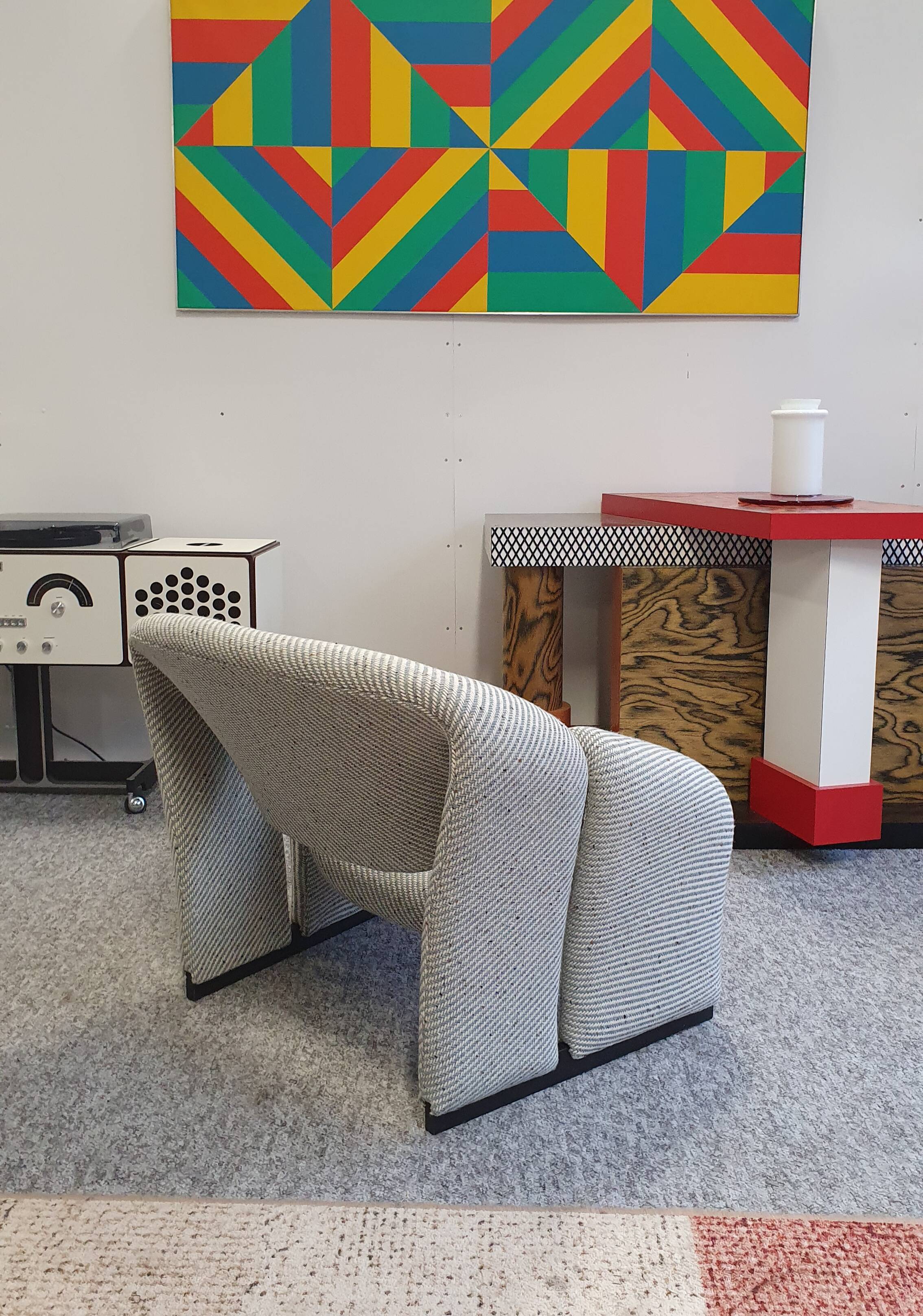 Pierre Paulin groovy chair made by Artifort