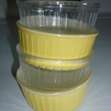 Lot of 4 glass ramekins 2 transparent and 2 yellow