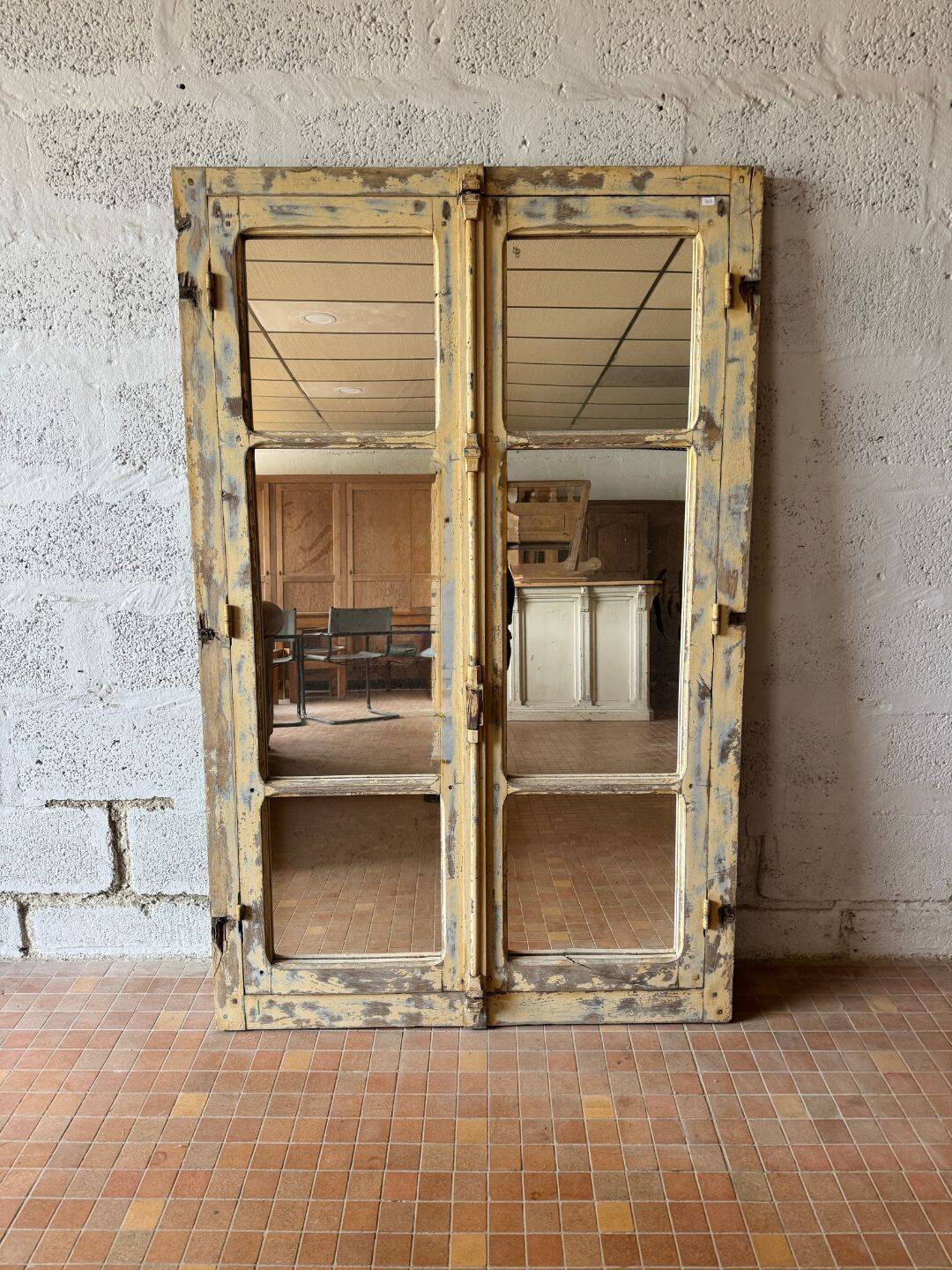 Ancien miroir industriel en bois - Début XXᵉ siècl