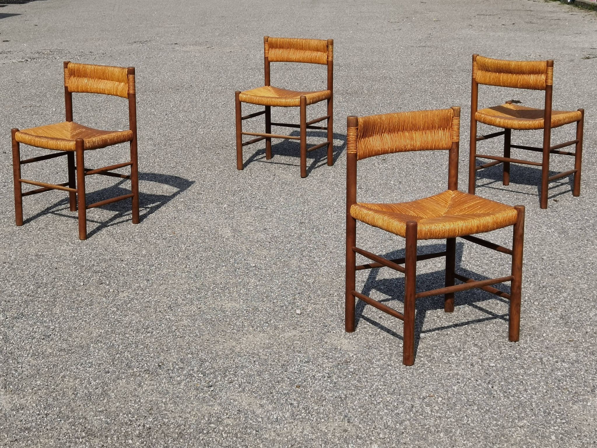 Set de 4 chaises modèle Dordogne de chez Sentou