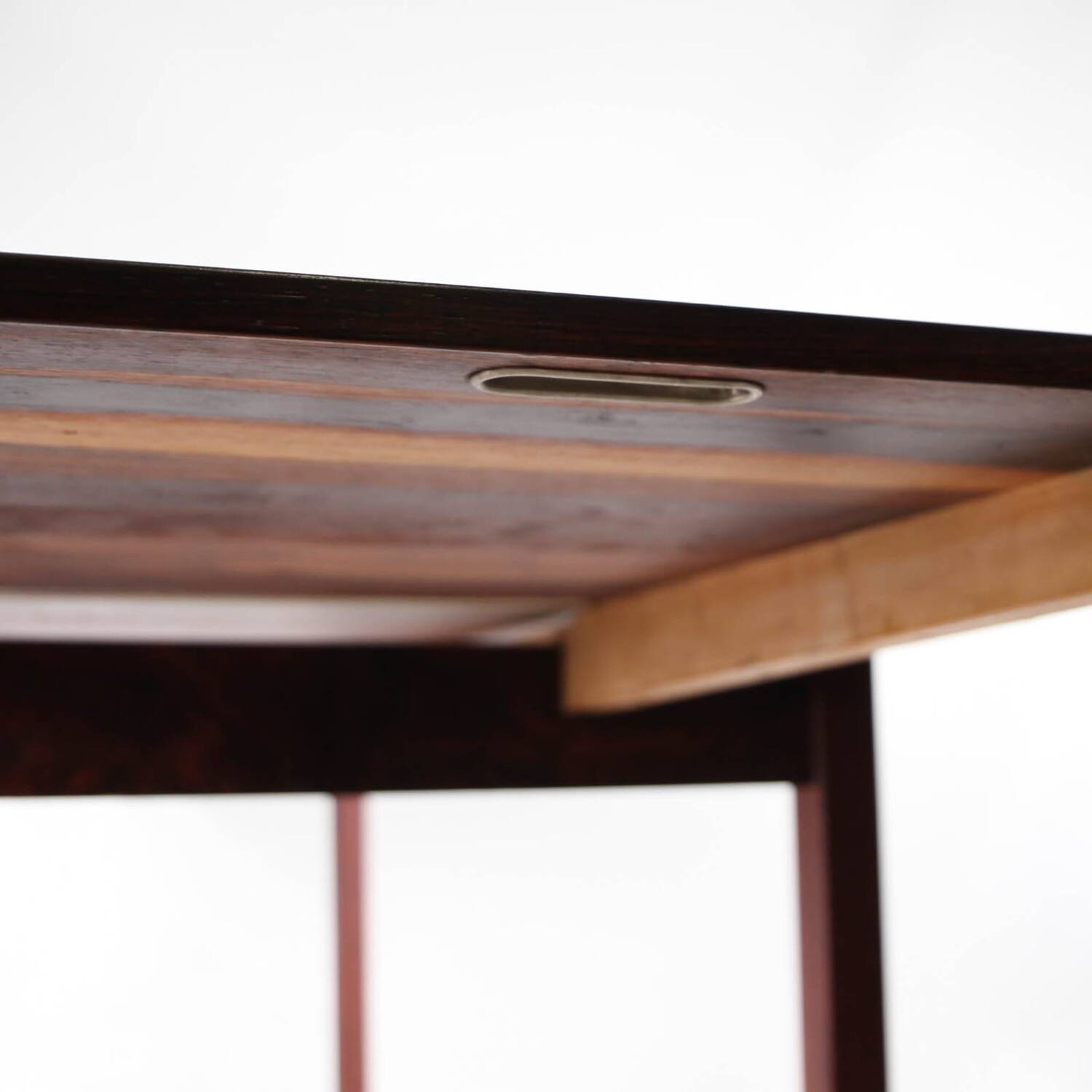 Extendable rosewood table