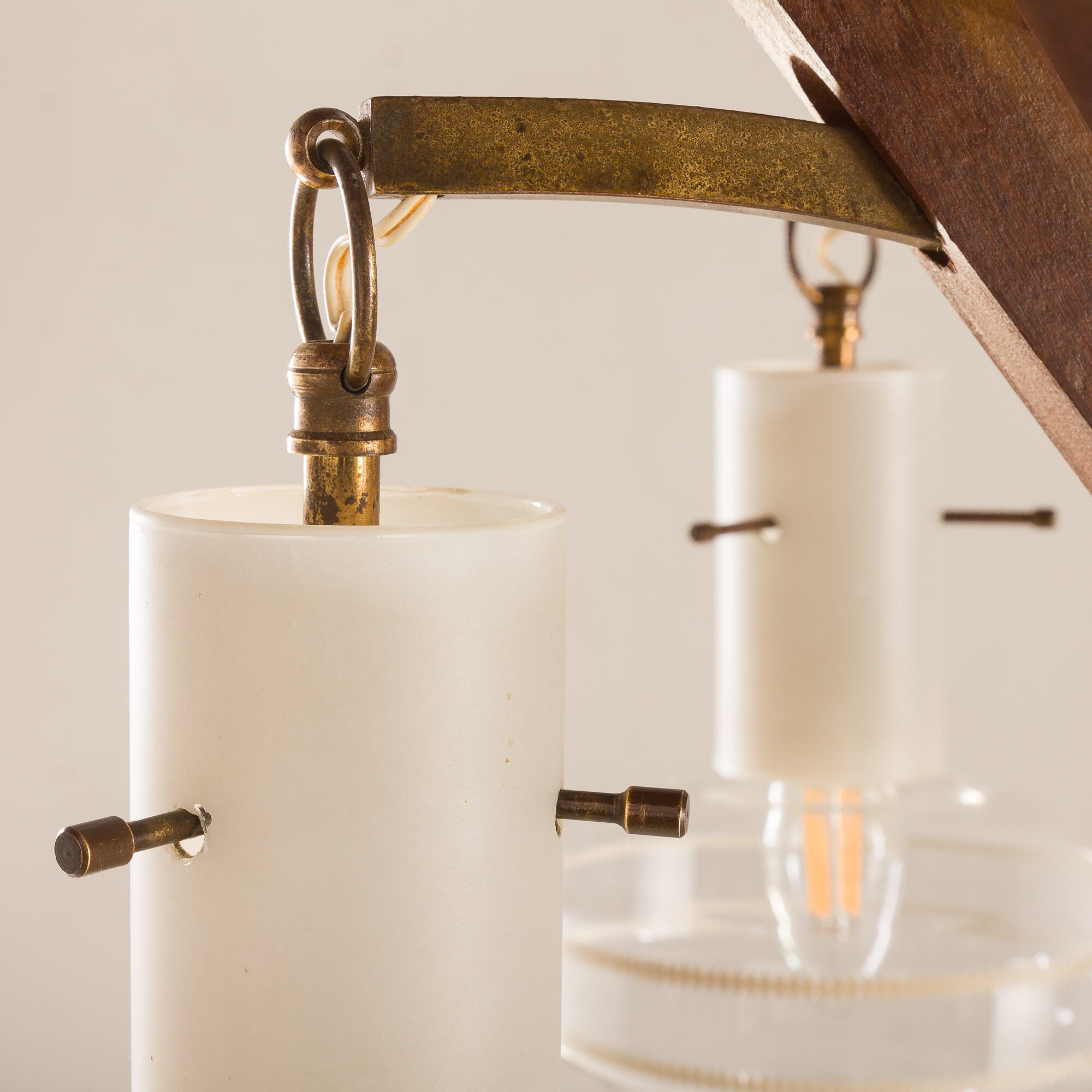 Italian mid-century Murano glass and teak chandelier attributed to Stilnovo, 1960s