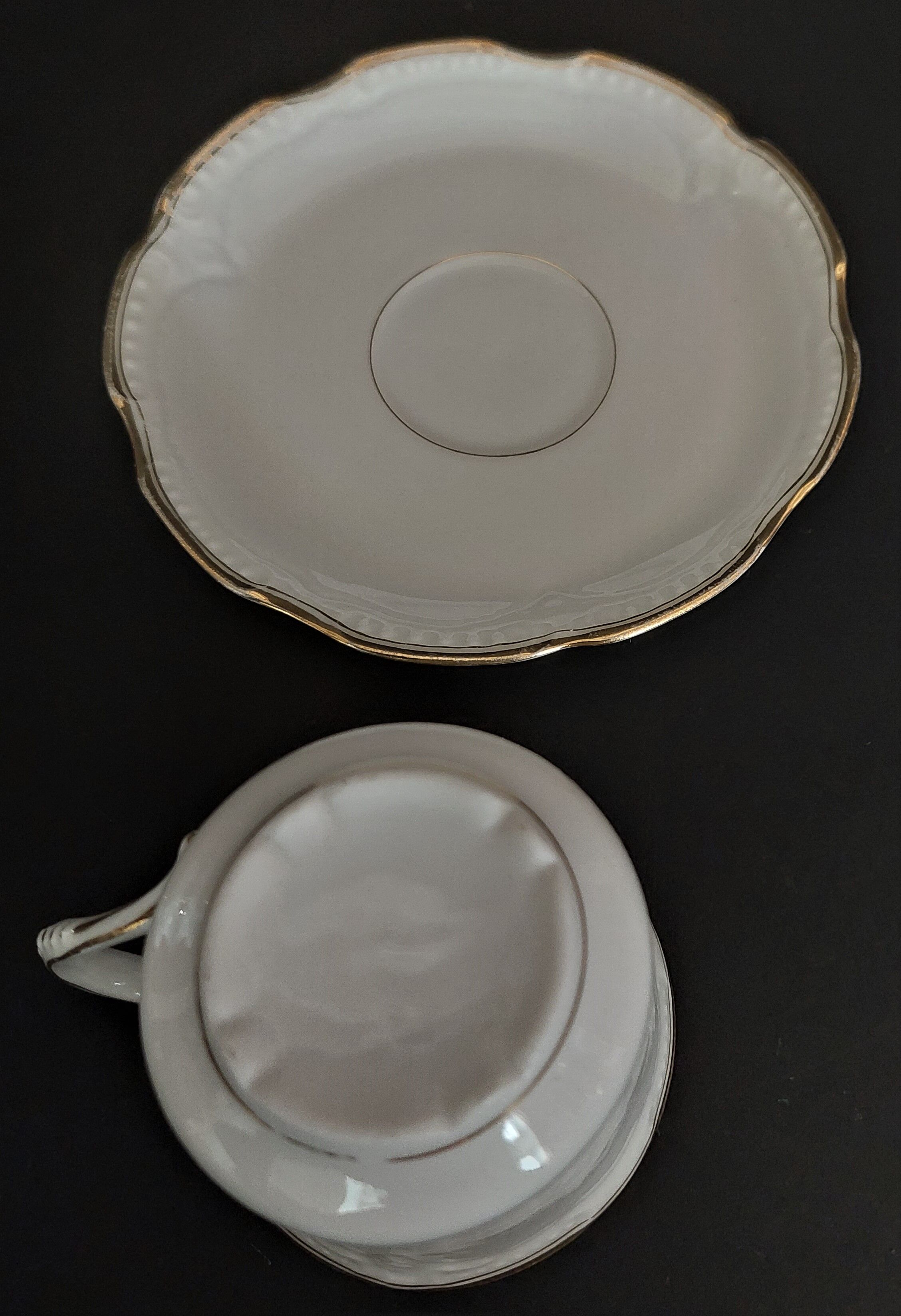 Limoges porcelain coffee cup with lions earthenware Paris white