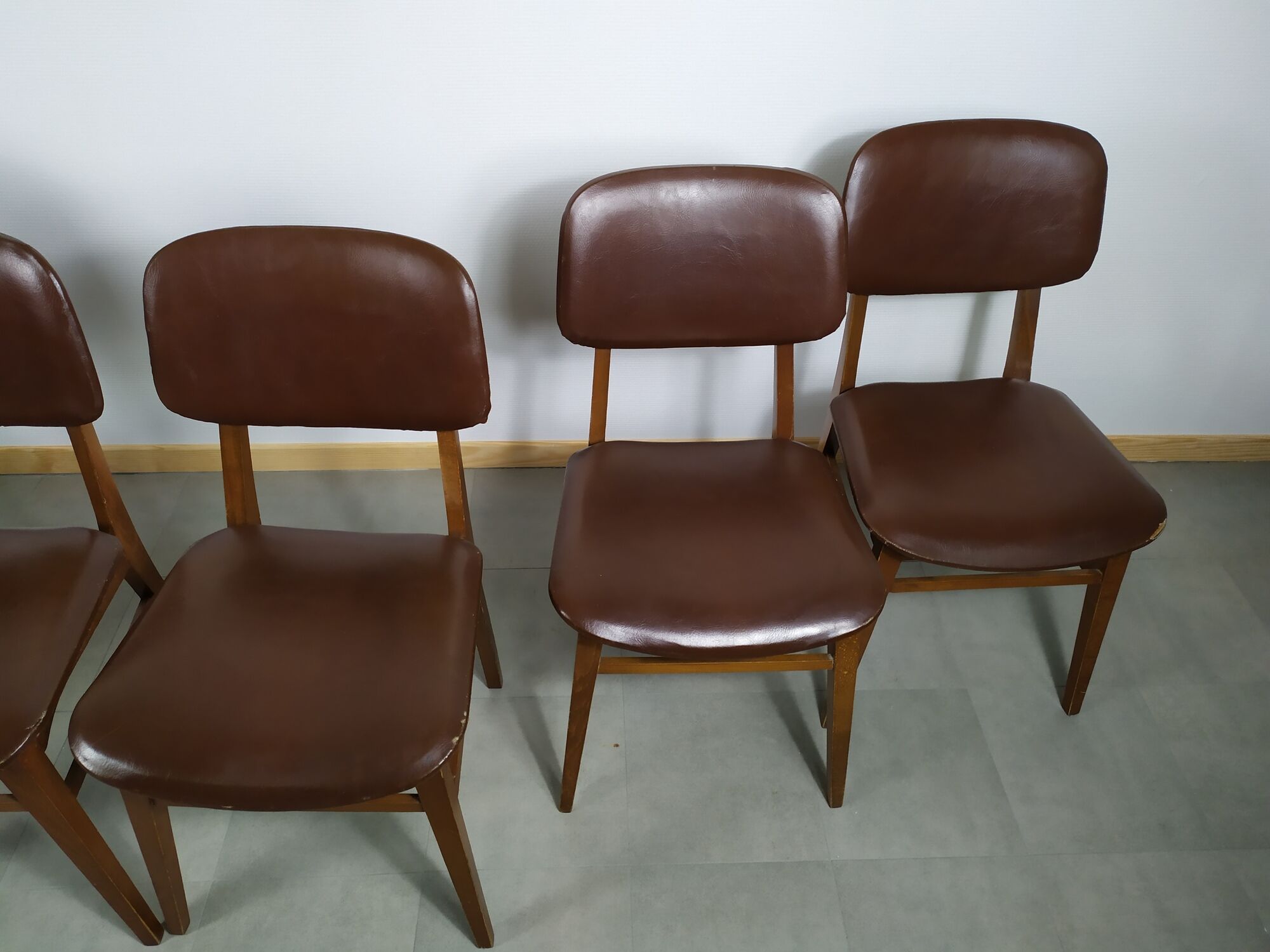 Suite de 6 chaise bois skaï marron brus vintage année 50 - 60