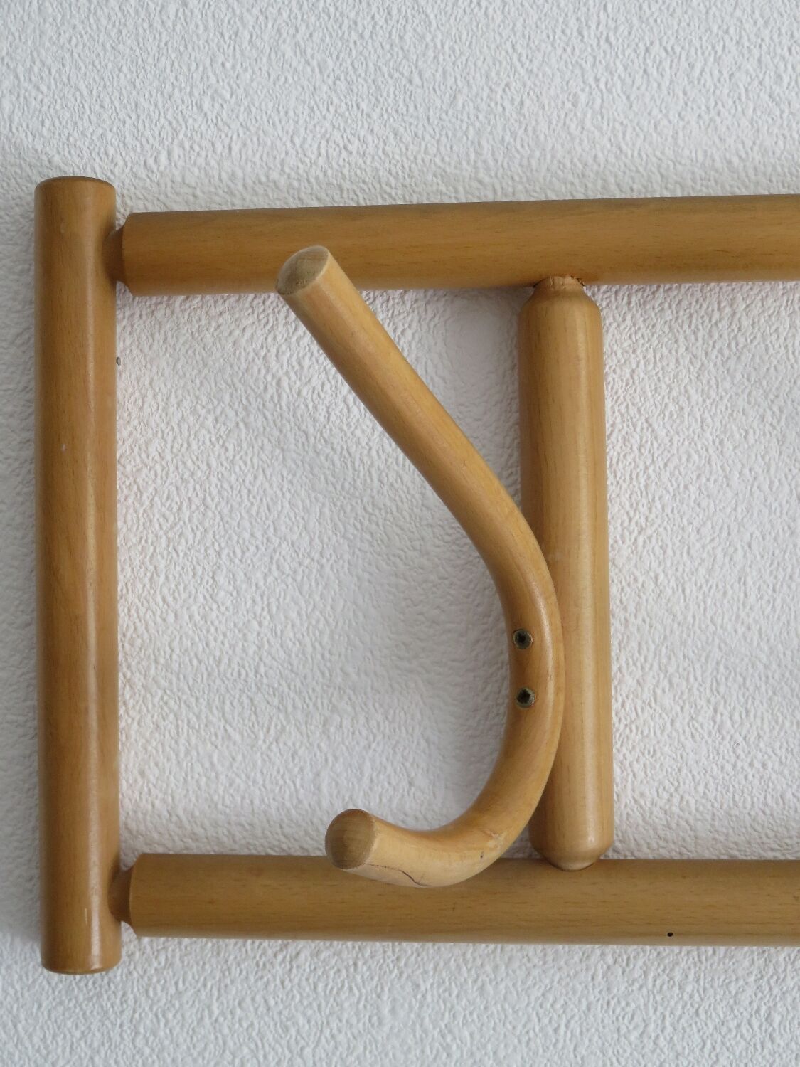 Curved wooden wall coat rack from the 70s-80s.