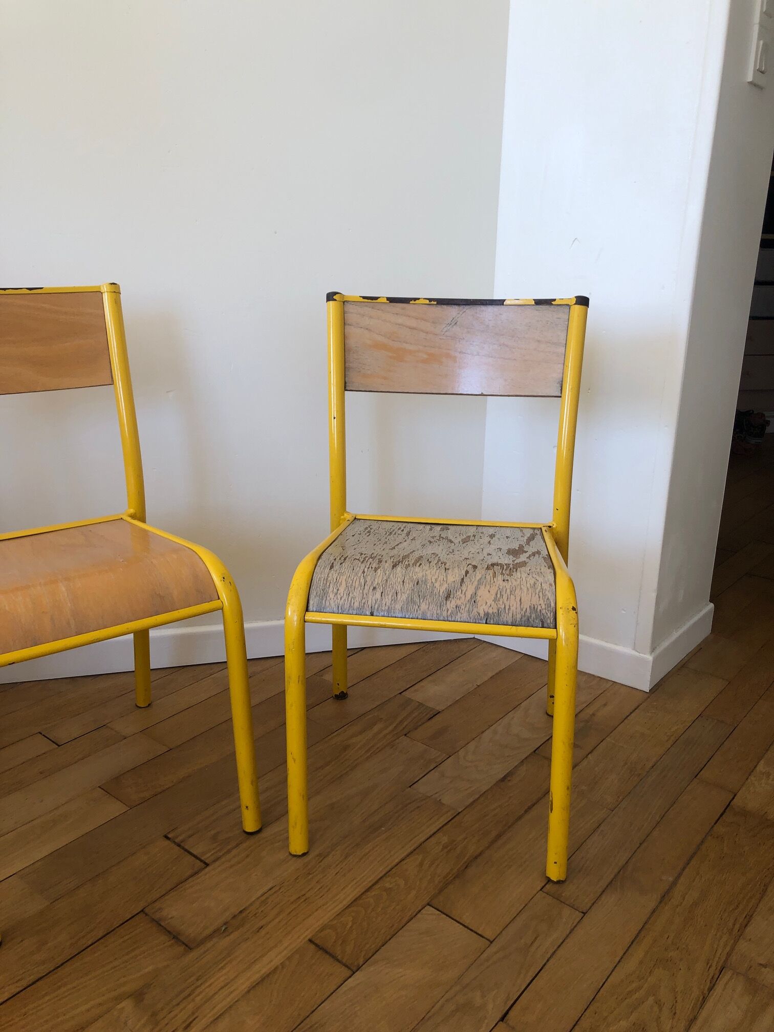 Set of 5 school vintage chairs