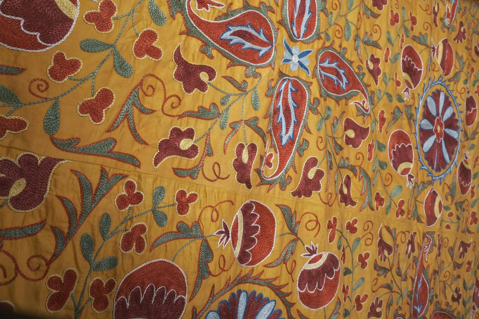 Uzbek hand-embroidered Suzani vintage 258x305 cm