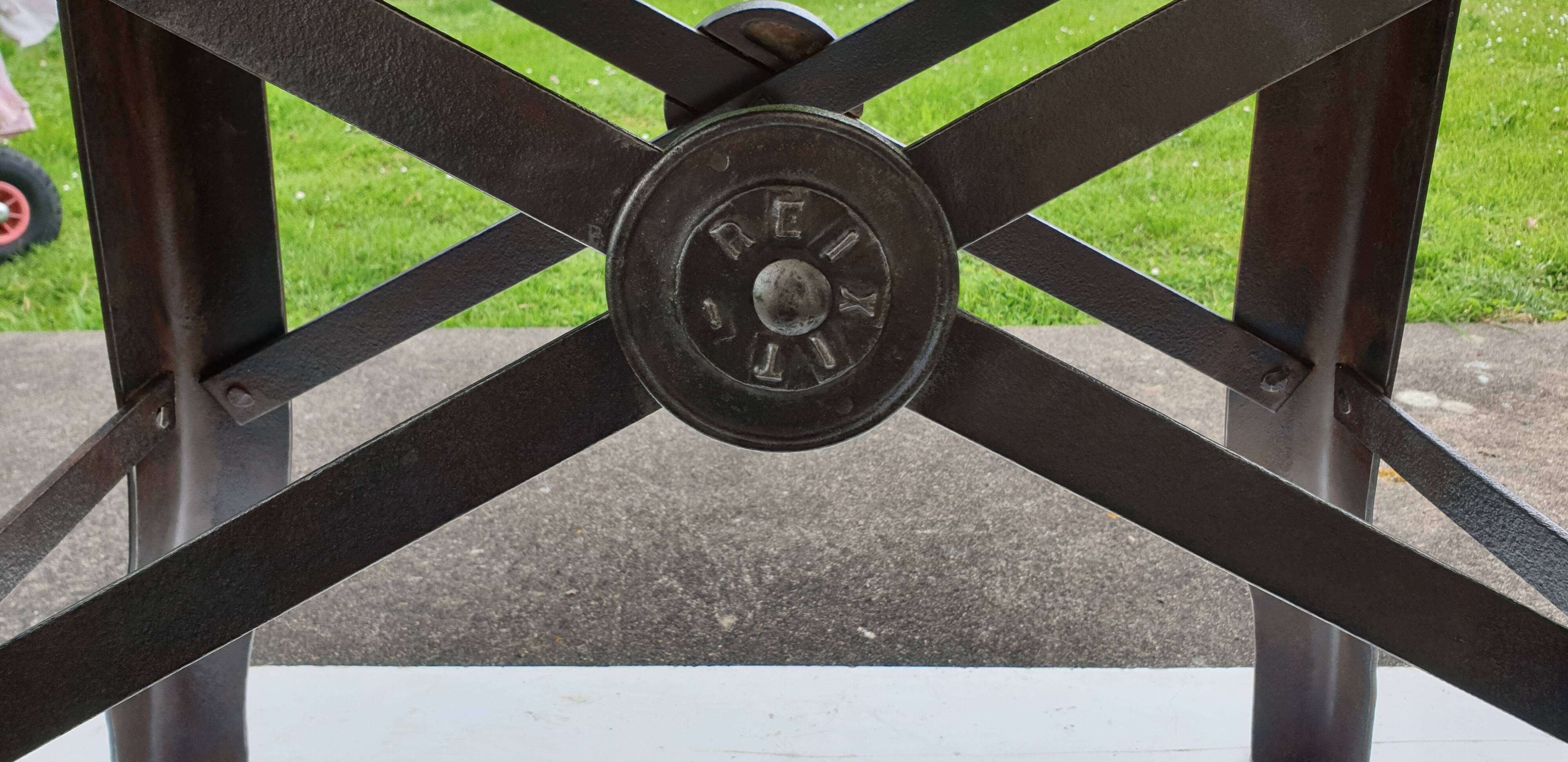Table or console industrial machine foot 1900s