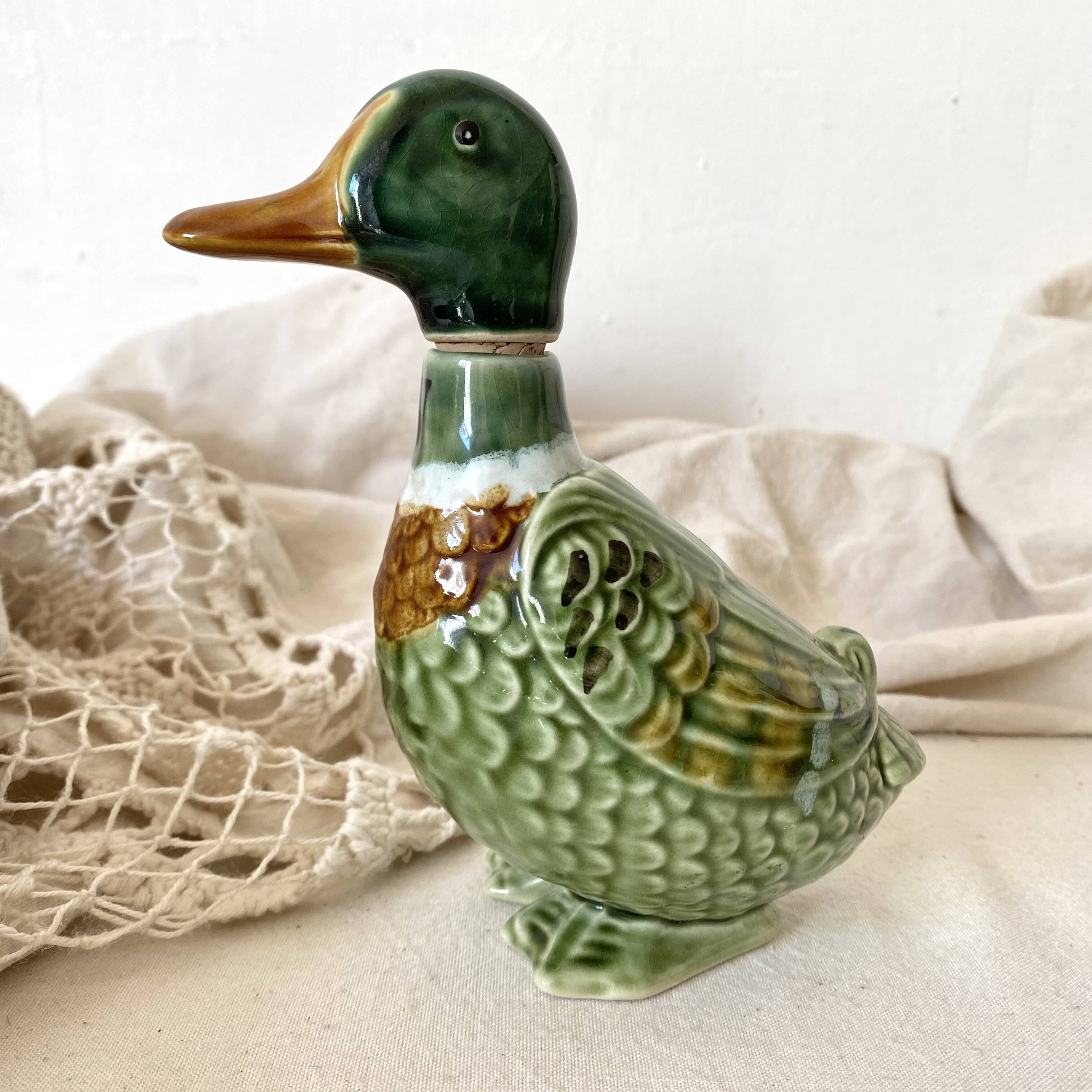Zoomorphic bottle, ceramic duck