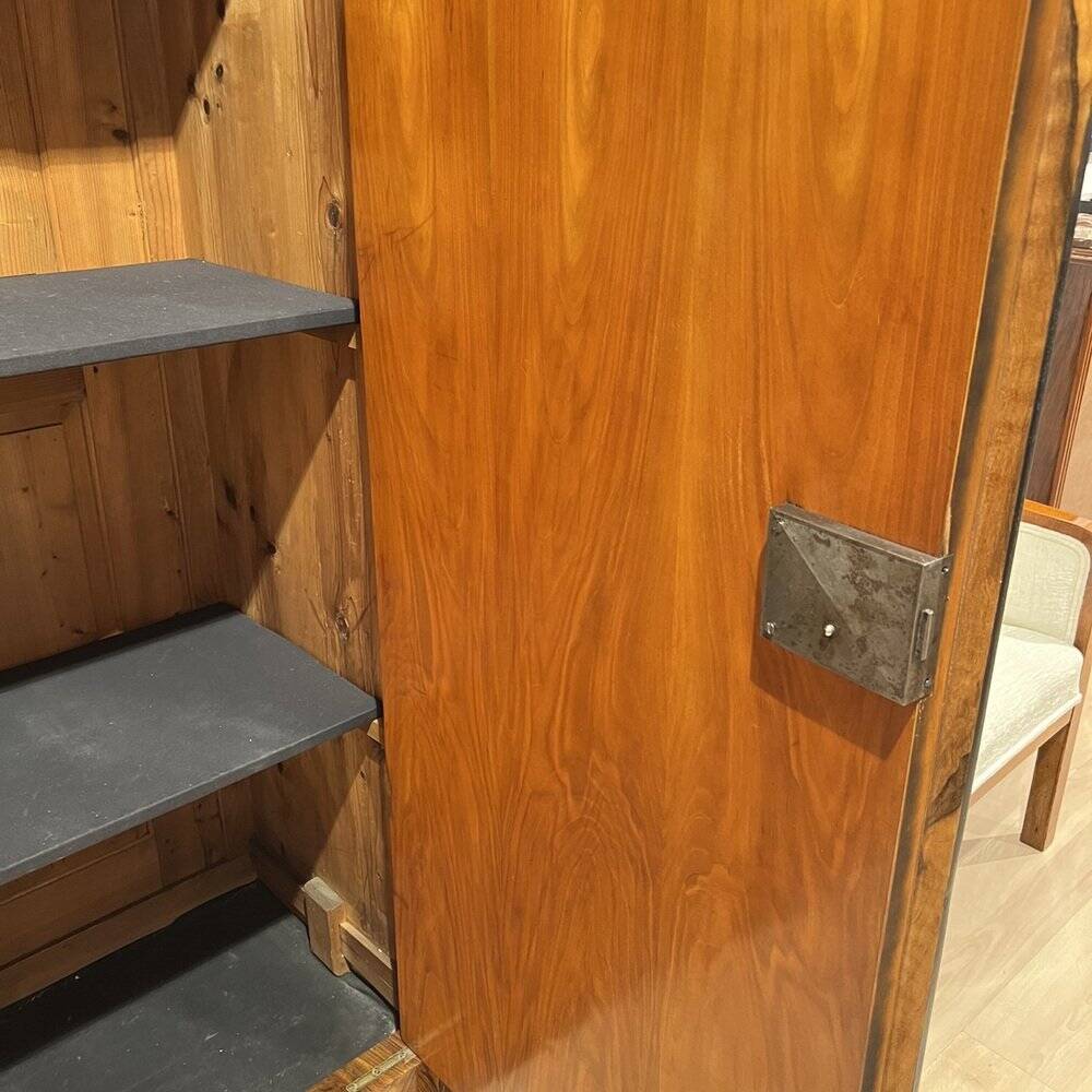 Empire Armoire in Walnut Veneer & Brass, Vienna, 1815