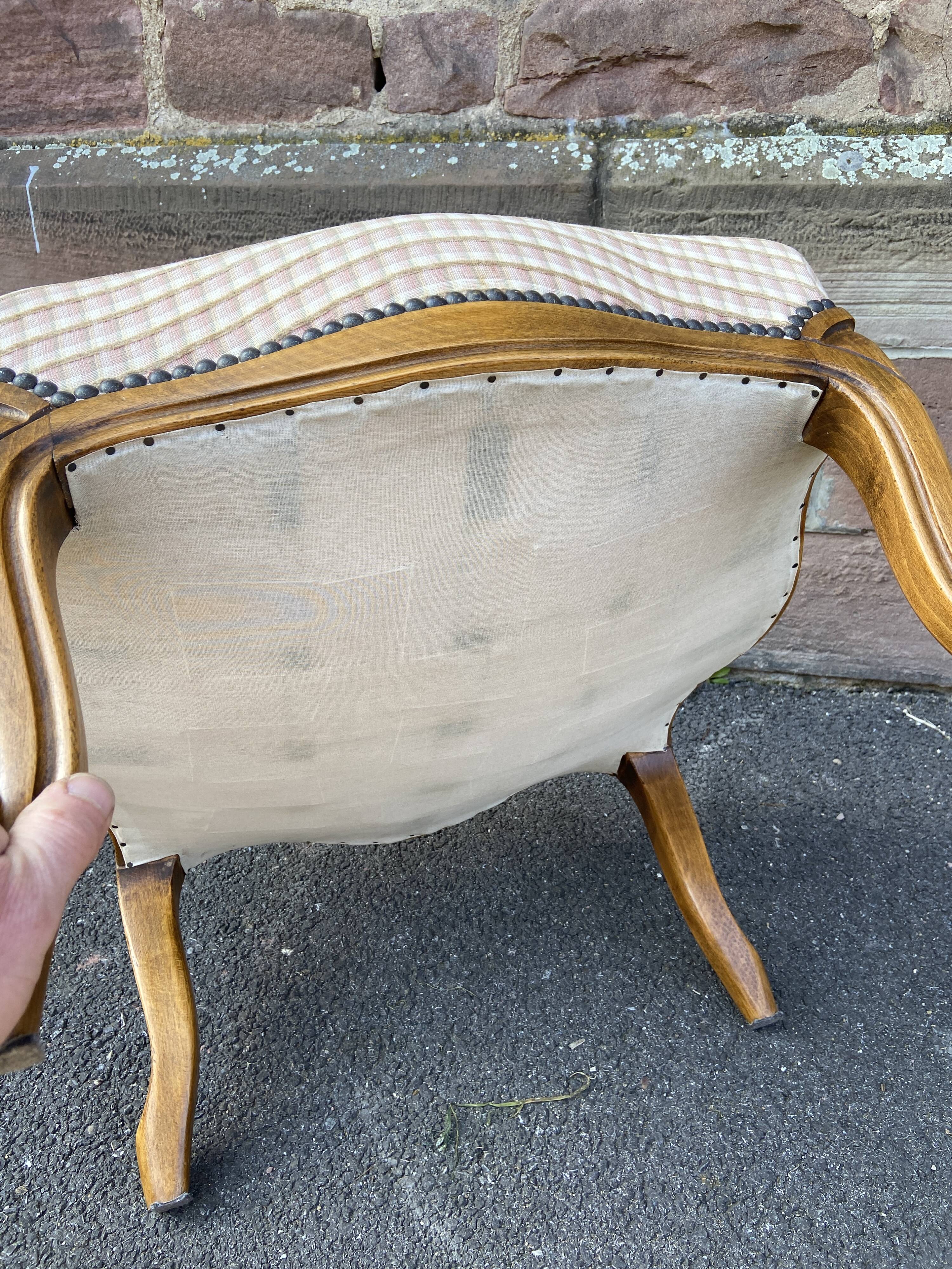 Imposing St Louis XV footrest