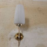 Wall lampc brass and opaline