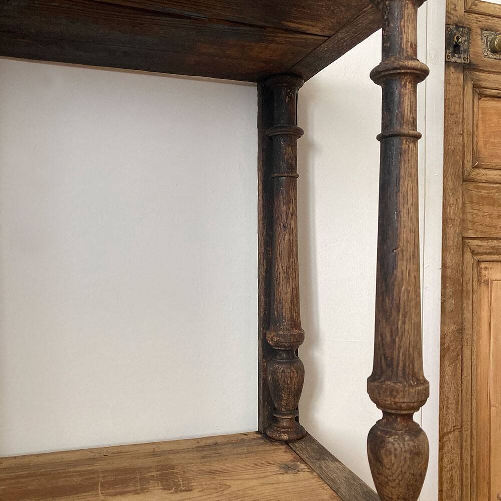 Napoleon III shelf
