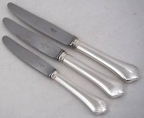 Ravinet d'Enfert, Ercuis Brantome set of 20 knives, 10 dinner knives + 10 dessert knives.