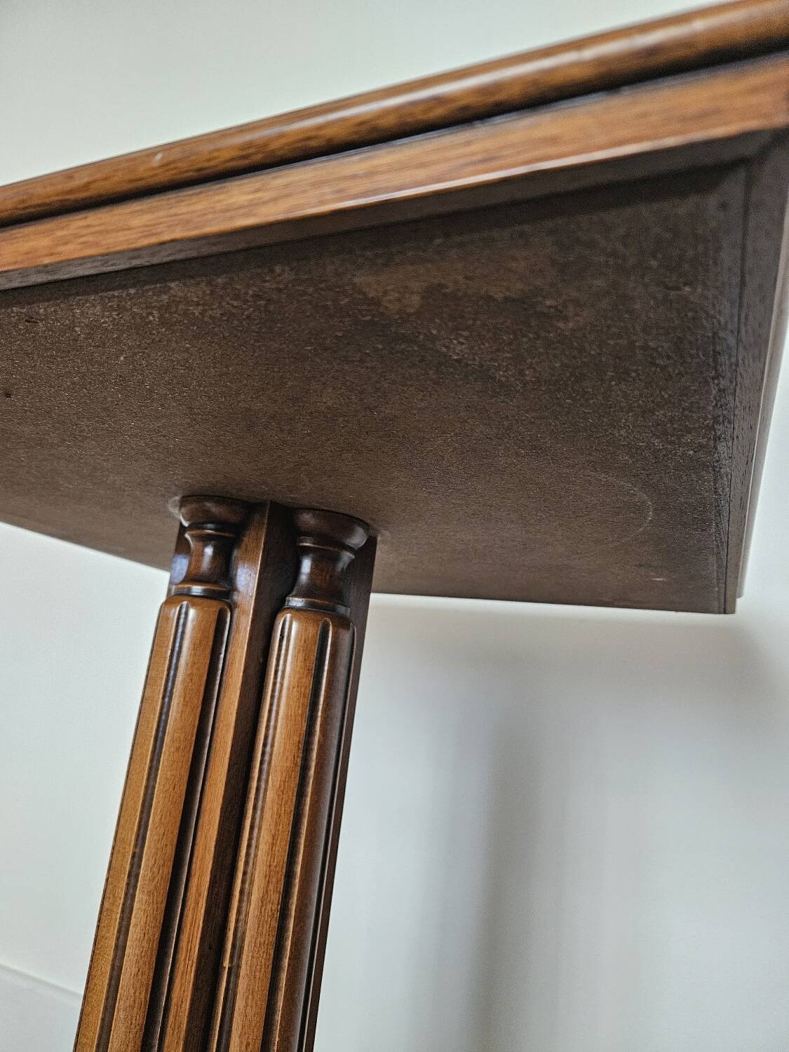 Onyx chess table on wooden stand