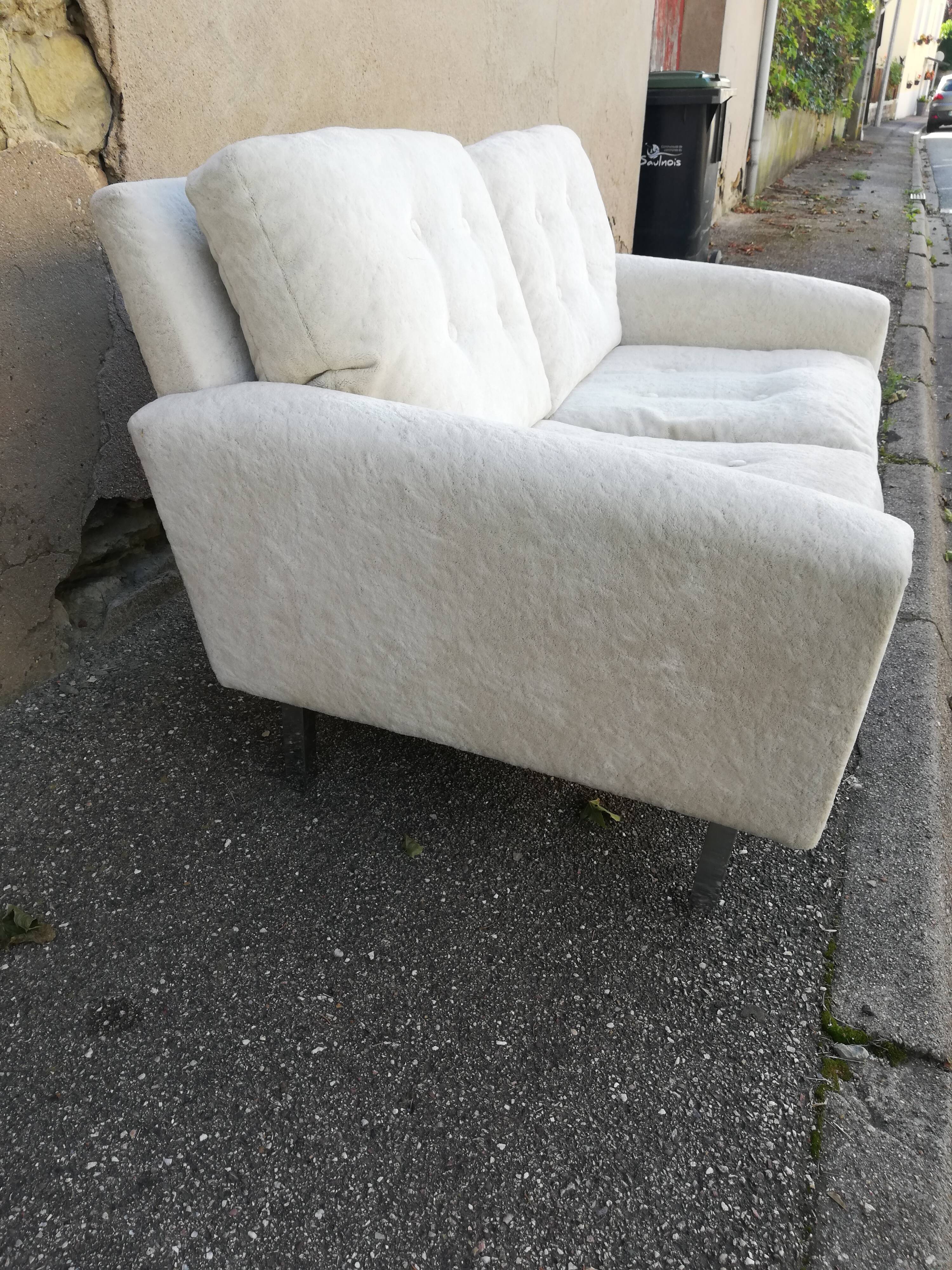 Vintage sofa 2 seats