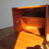 Coffee table on wheels 70