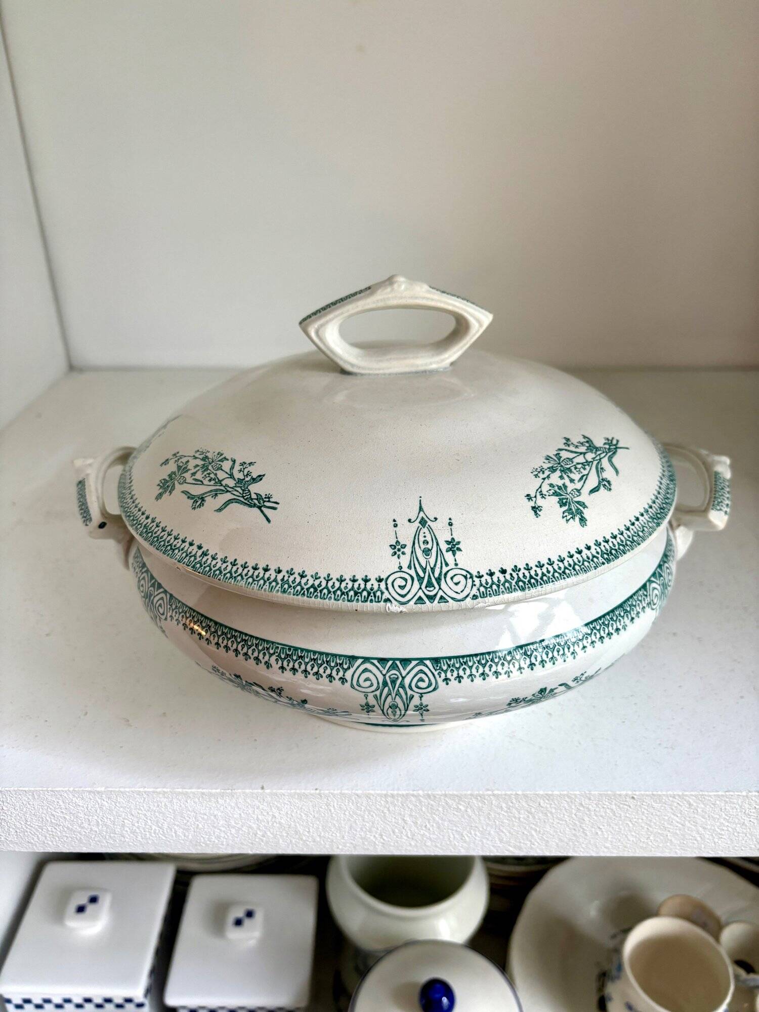 St Amand & Hamage tureen in iron earth