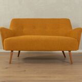 Charming cocktail sofa