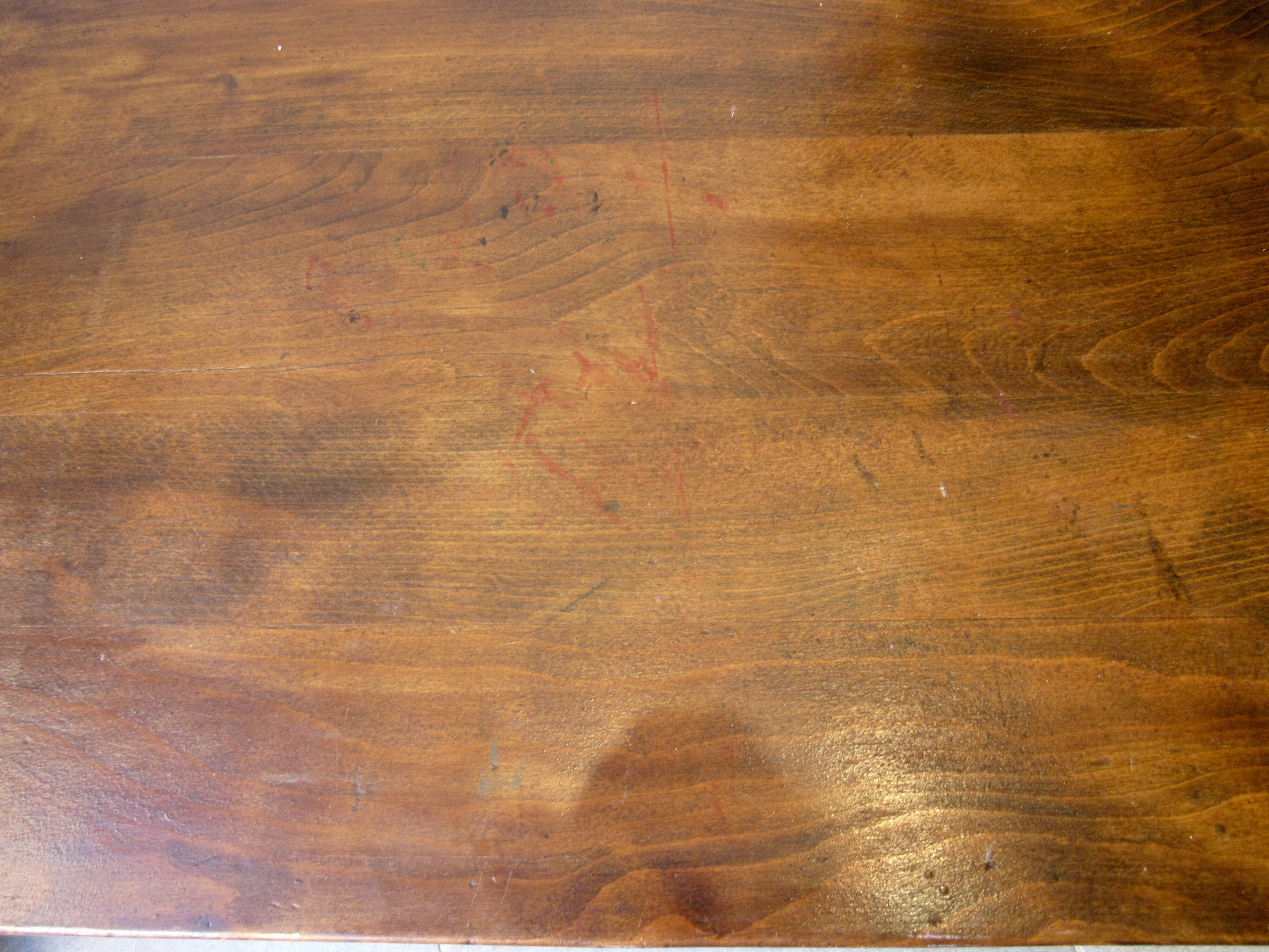 Table low spirit campaign in solid wood.