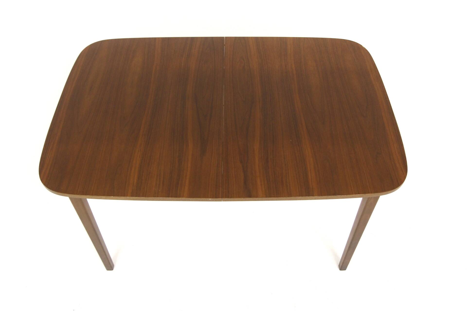 Table de salle à manger scandinave extensible en noyer, Suède, 1960