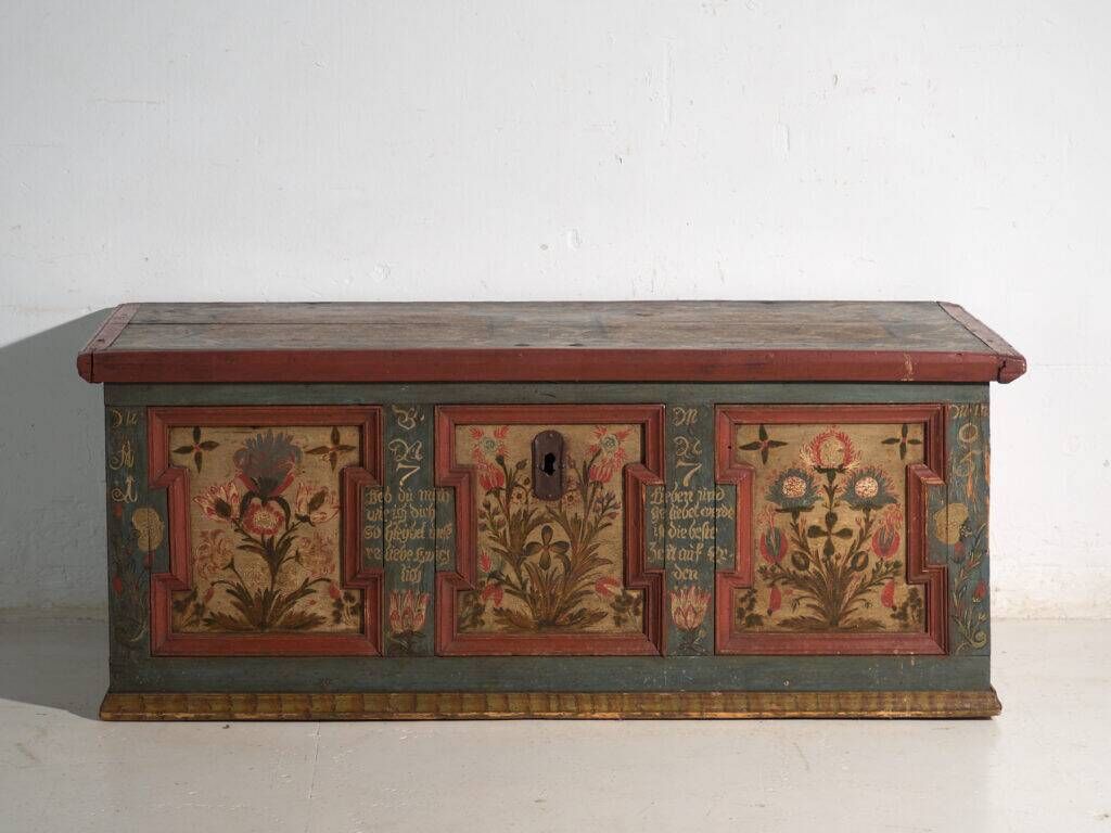 Antique wedding chest painted in pine – Austro-Hungarian Empire, Year 1775