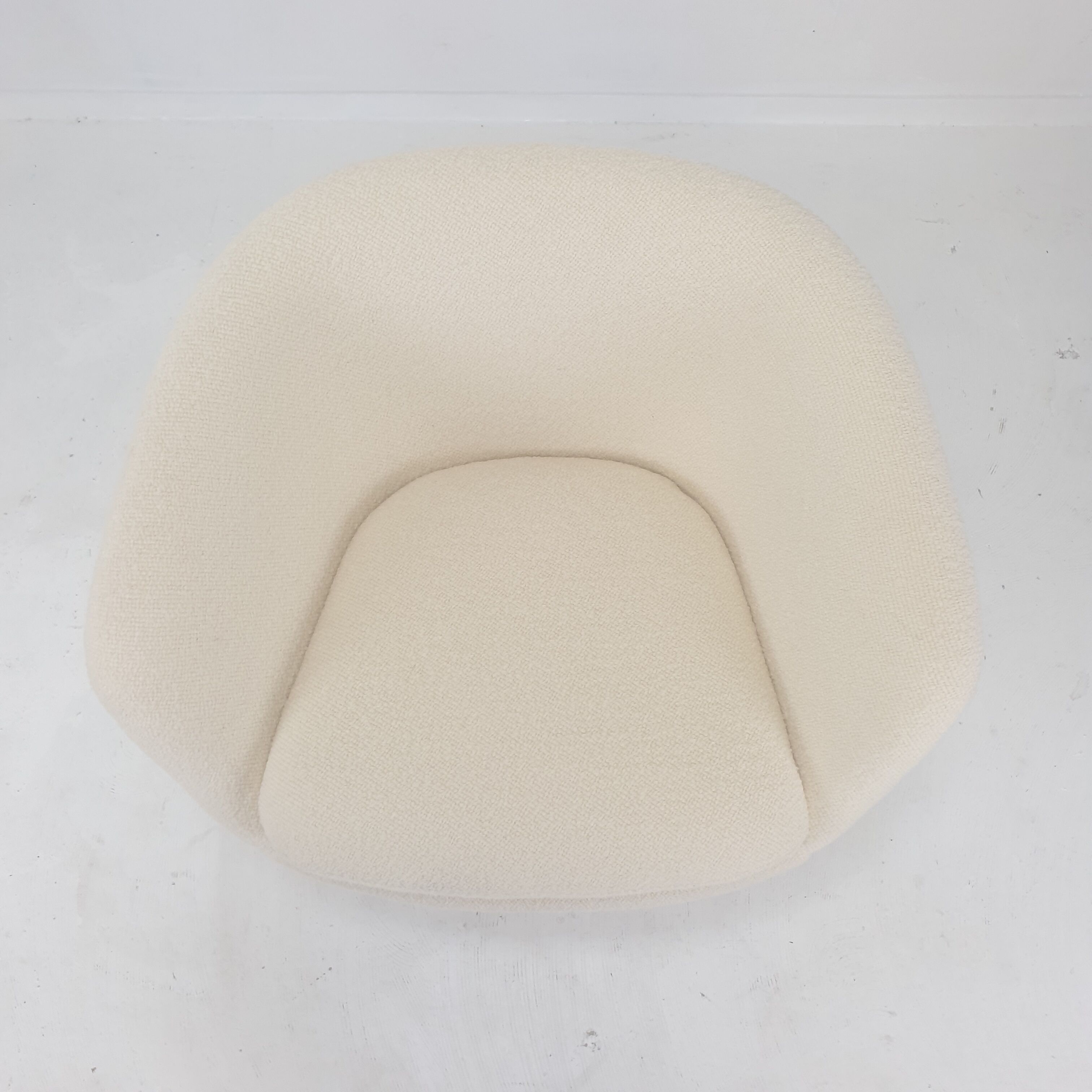 Office chair F8800 by Pierre Paulin for Artifort, 1960s