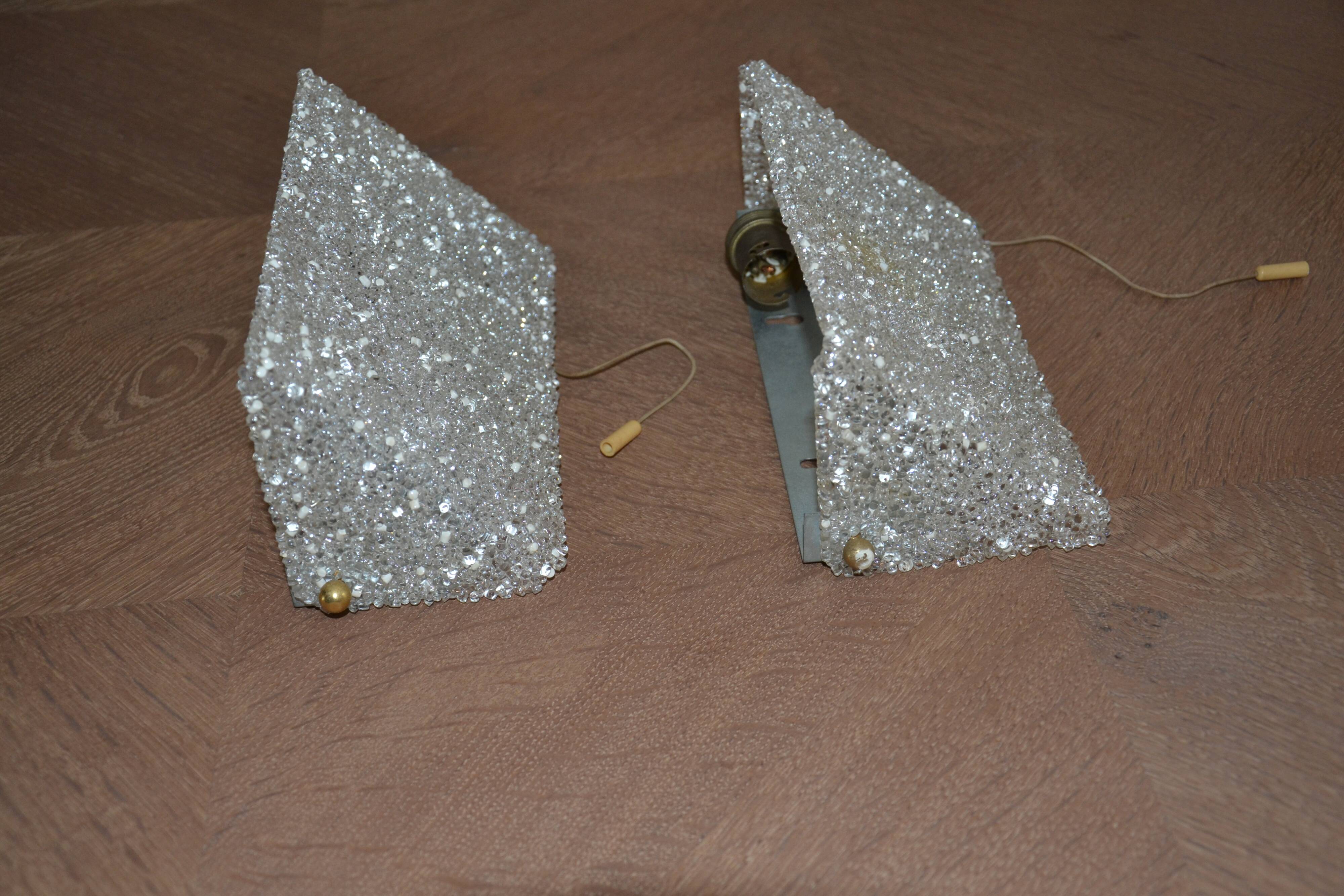 2 wall sconces in perspex, 1950s-60s