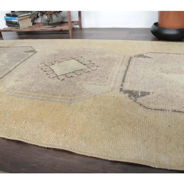 1970s Turkish Hand-Knotted Runner Rug 90x298