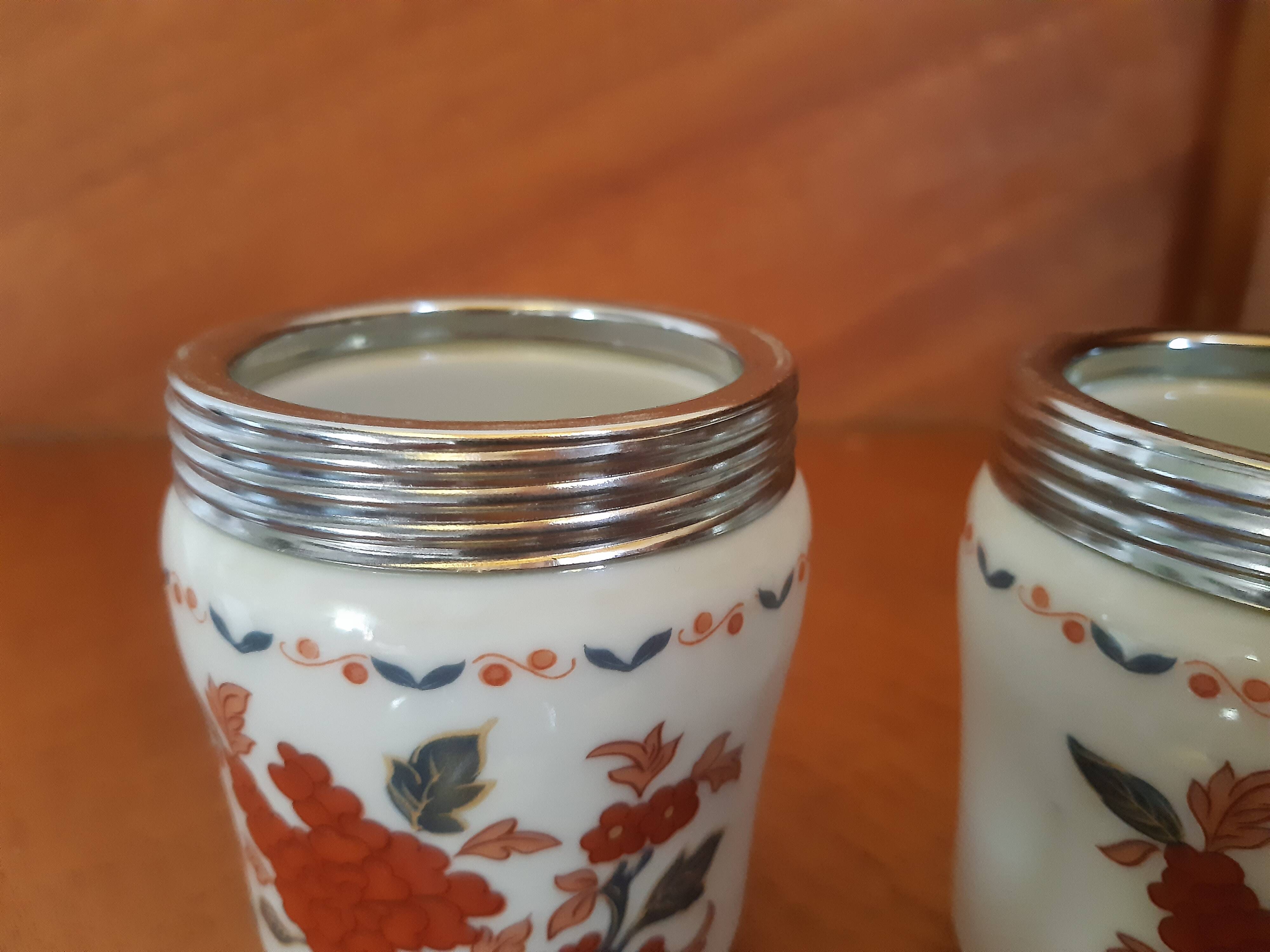 Baked egg in porcelain of paris, lot of 2