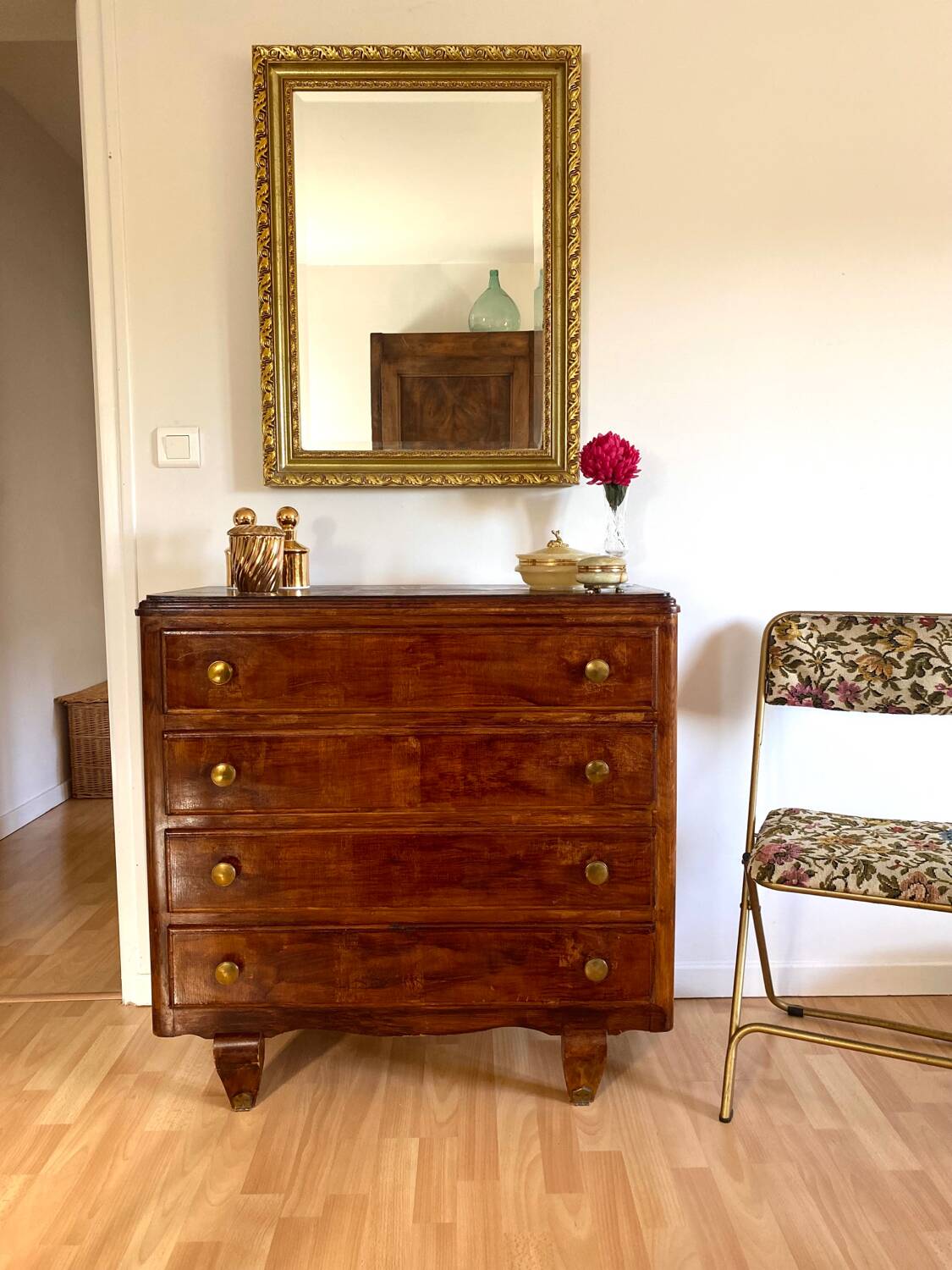 Old wooden chest of drawers