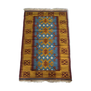 tapis kilim persan fait