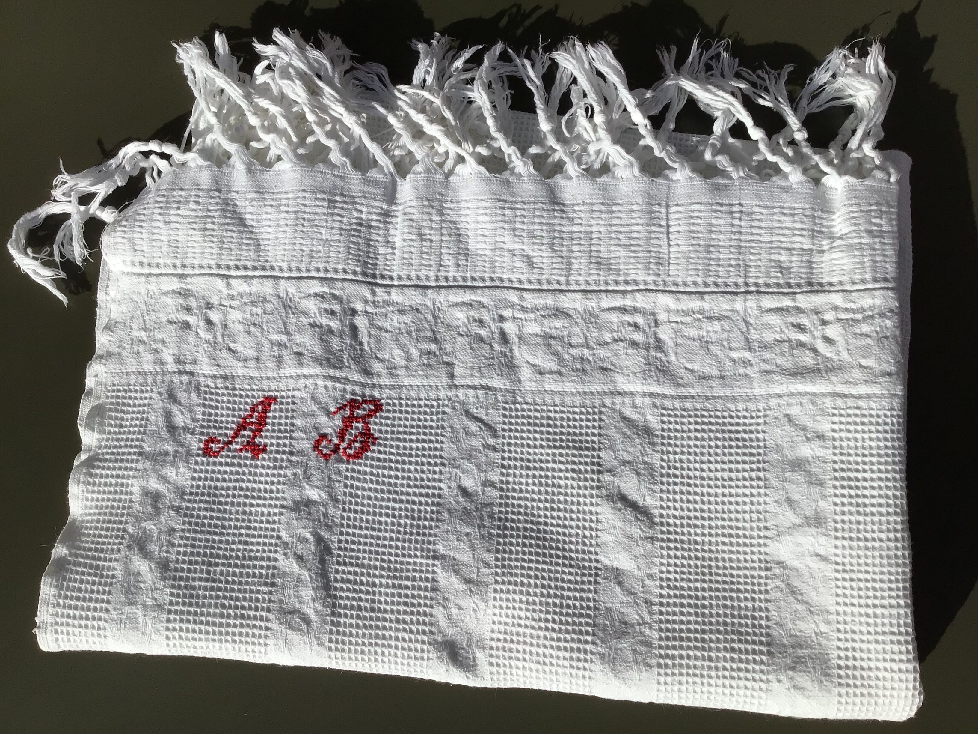 Monogram towel AB honeycomb cotton fringed old
