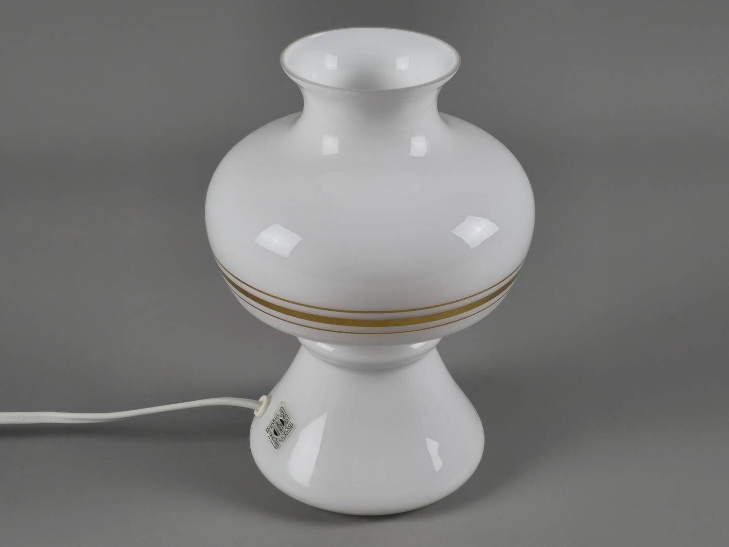 Lampe champignon en verre opalin Flygsfors Orrefors, Suède années 1970