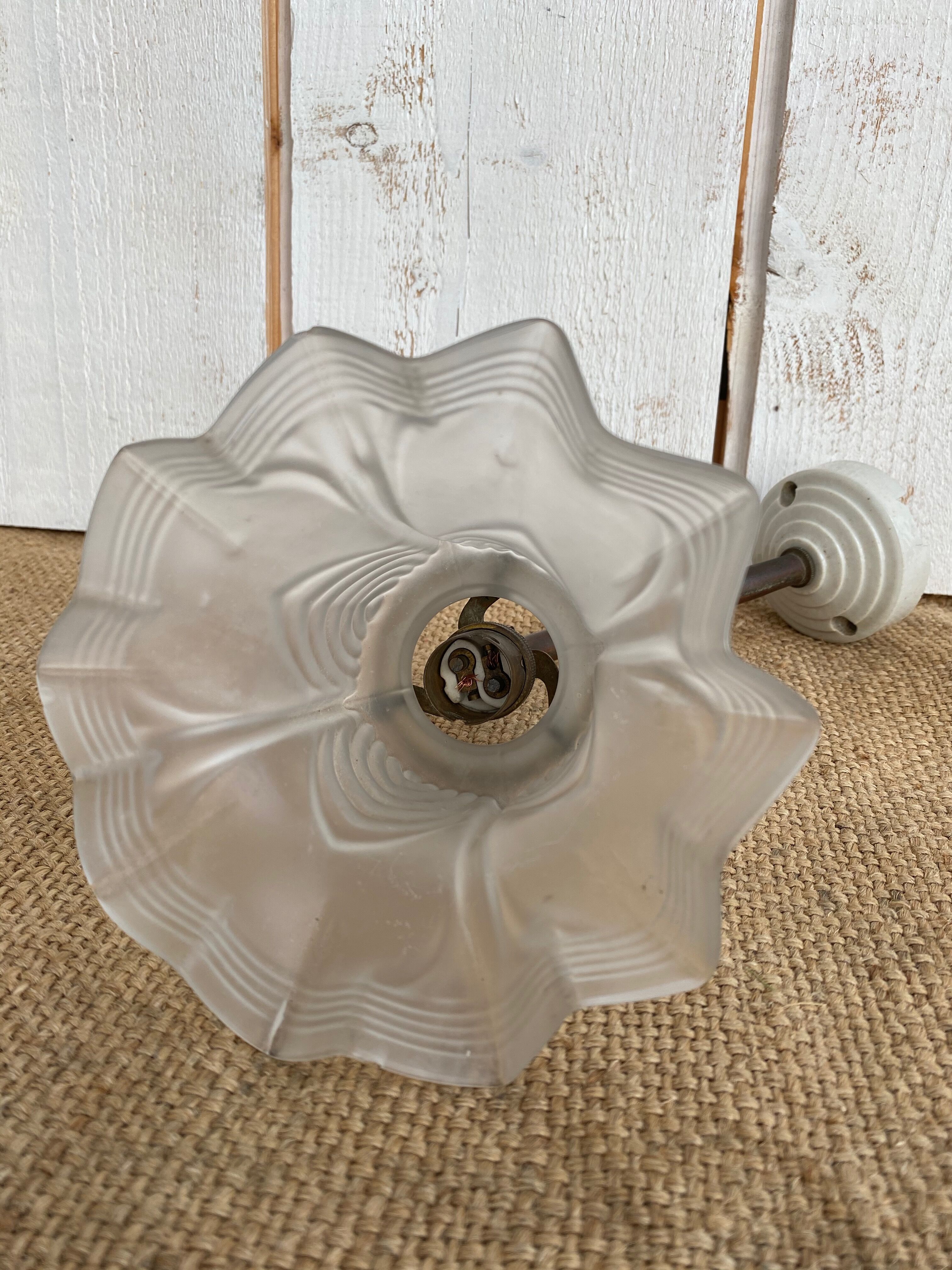 Art Deco tulip sconce