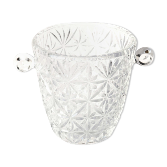 Star pattern ice bucket