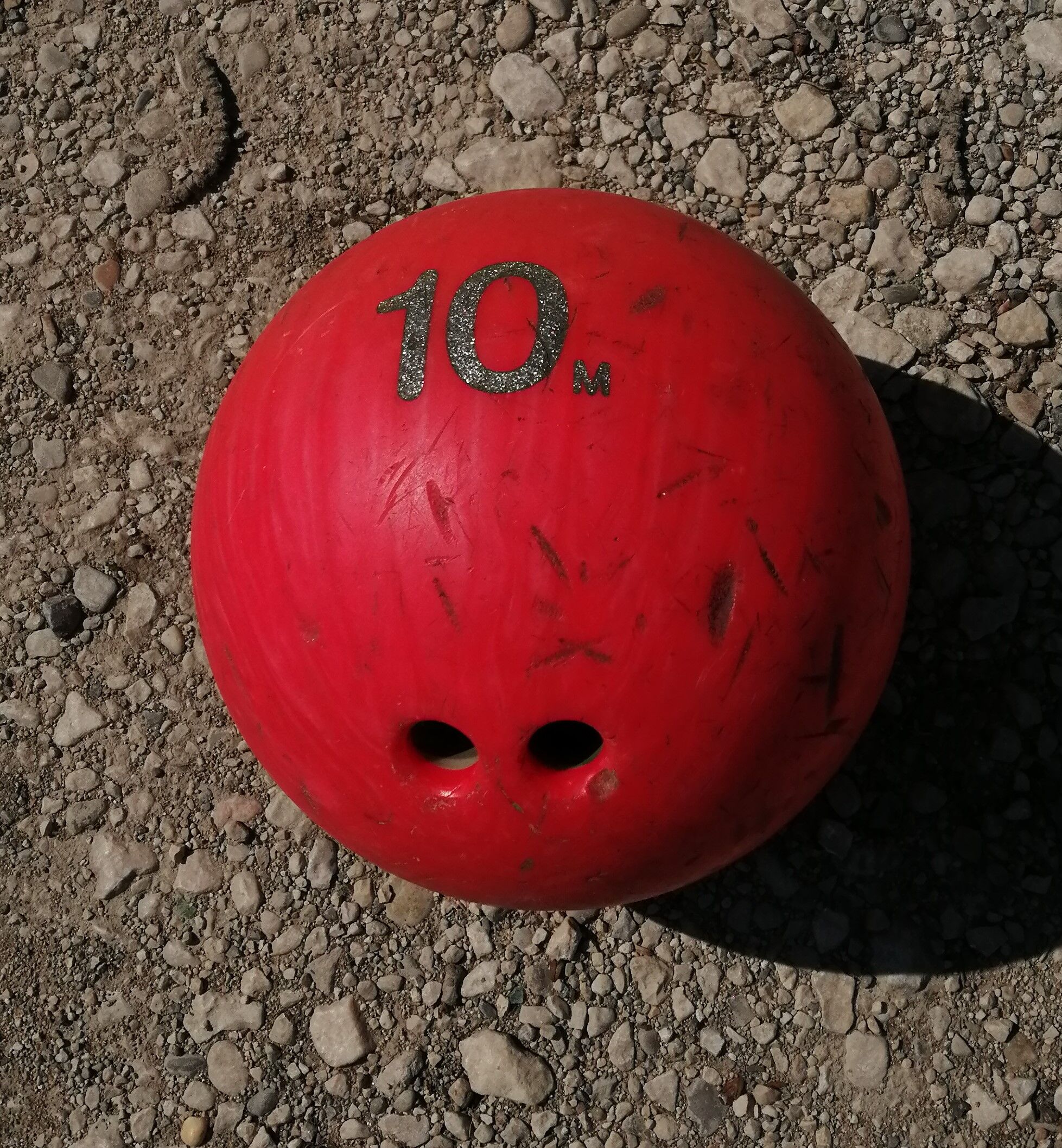Bowling ball number 10 M