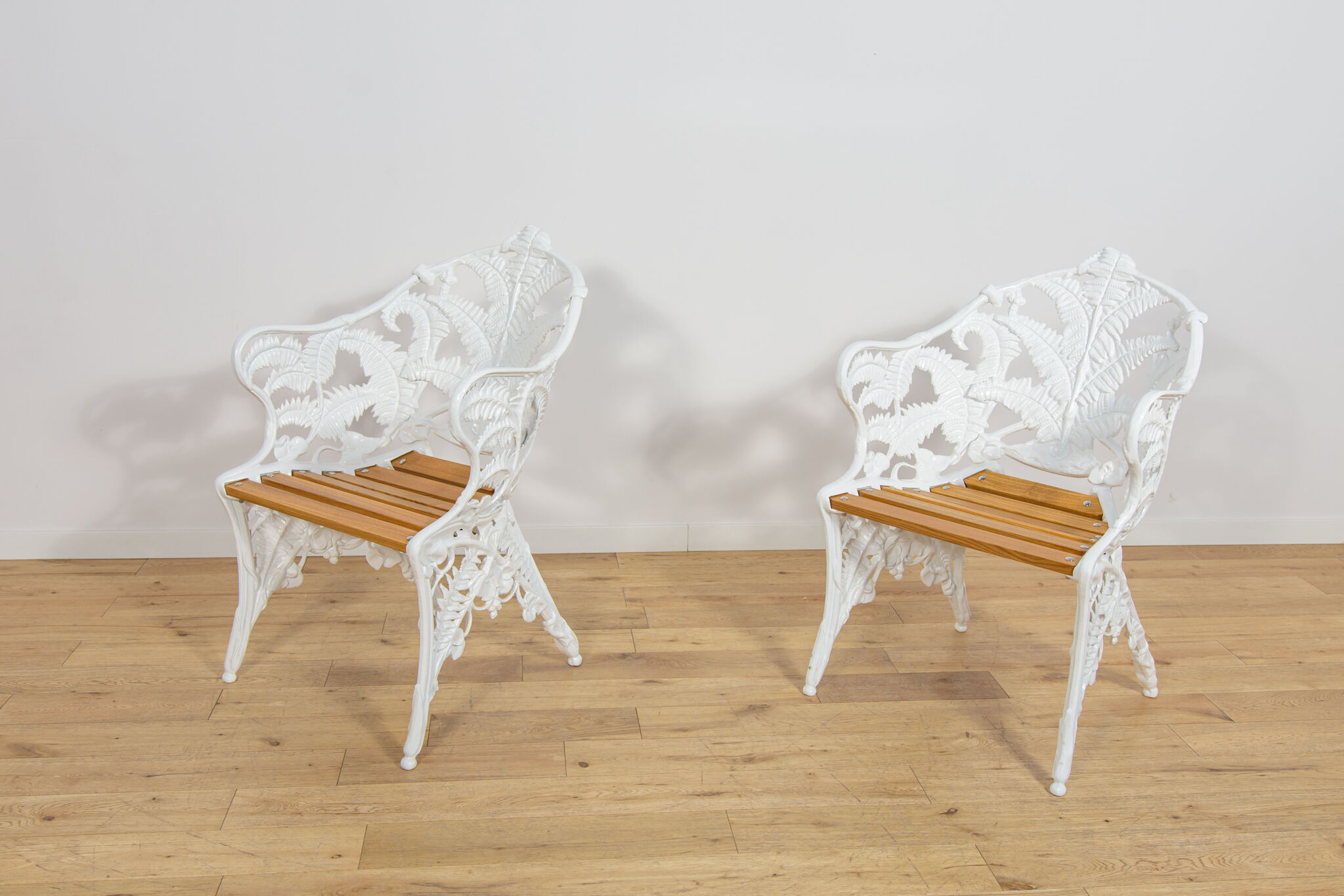 Victorian Style Coalbrookdale Garden Set – Bench and Two Armchairs, United Kingdom, 1950s, Set of 3