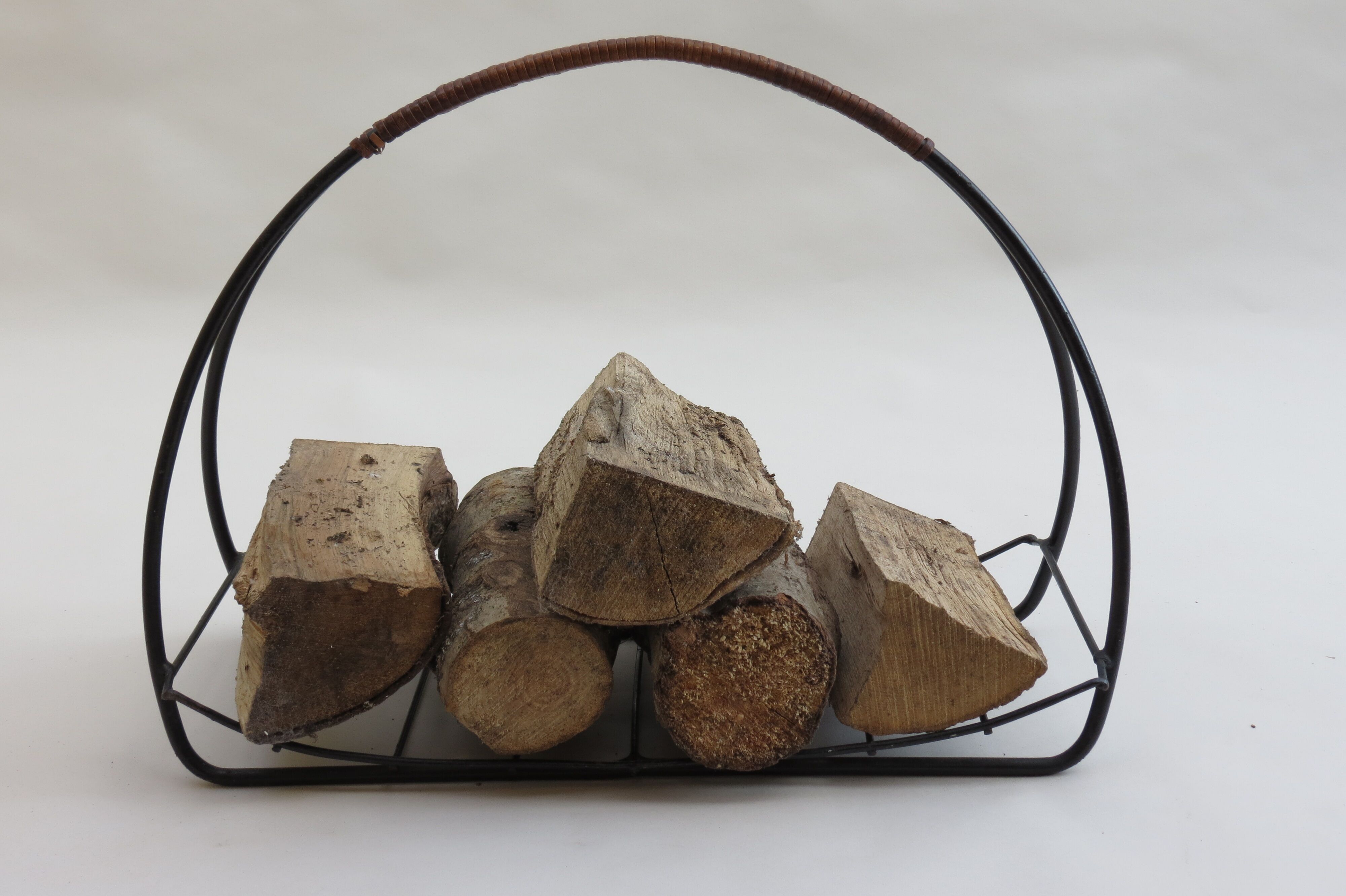 Log metal and cane log basket 1960