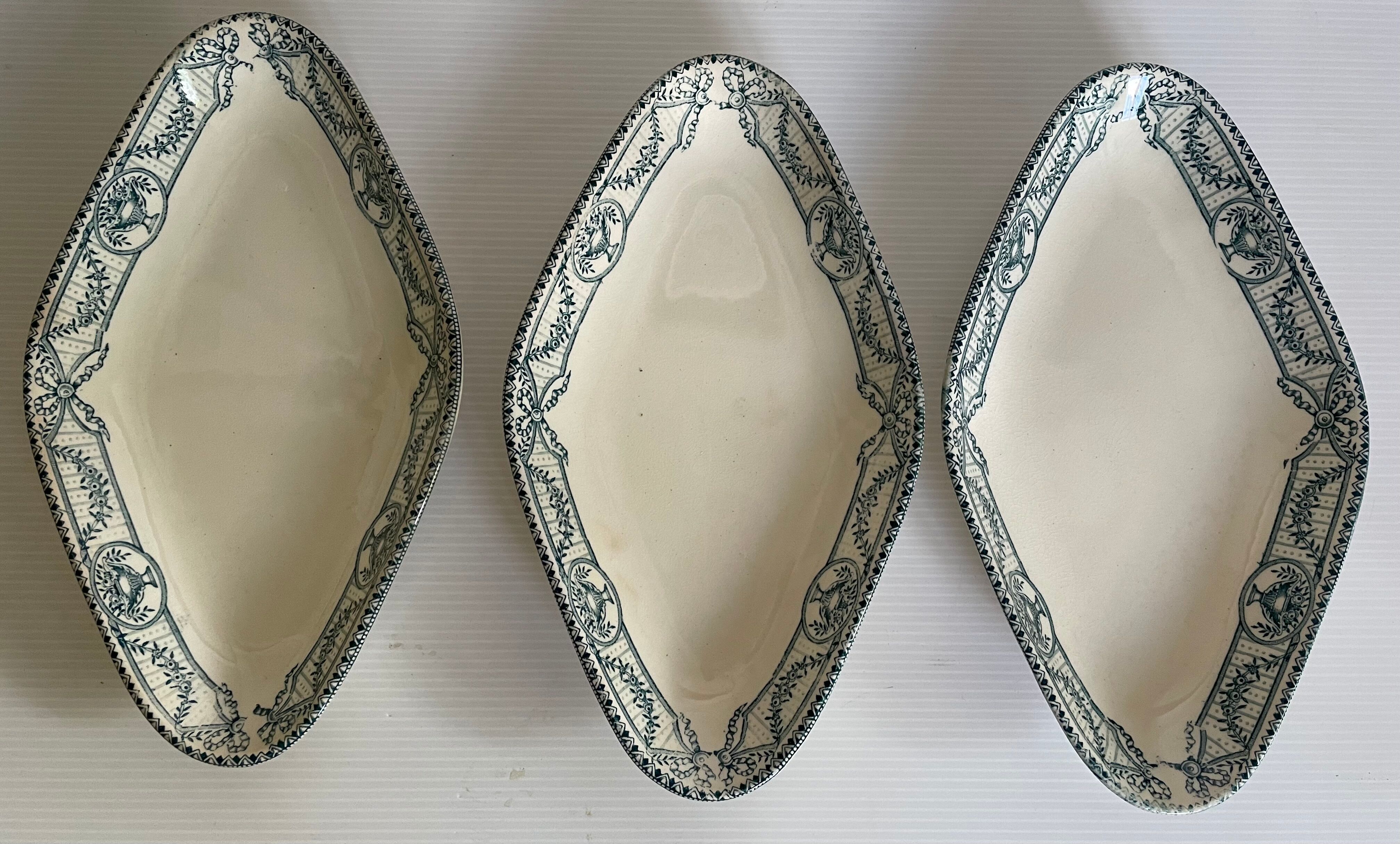 Lot de 3 raviers  terre de fer Salins modèle directoire