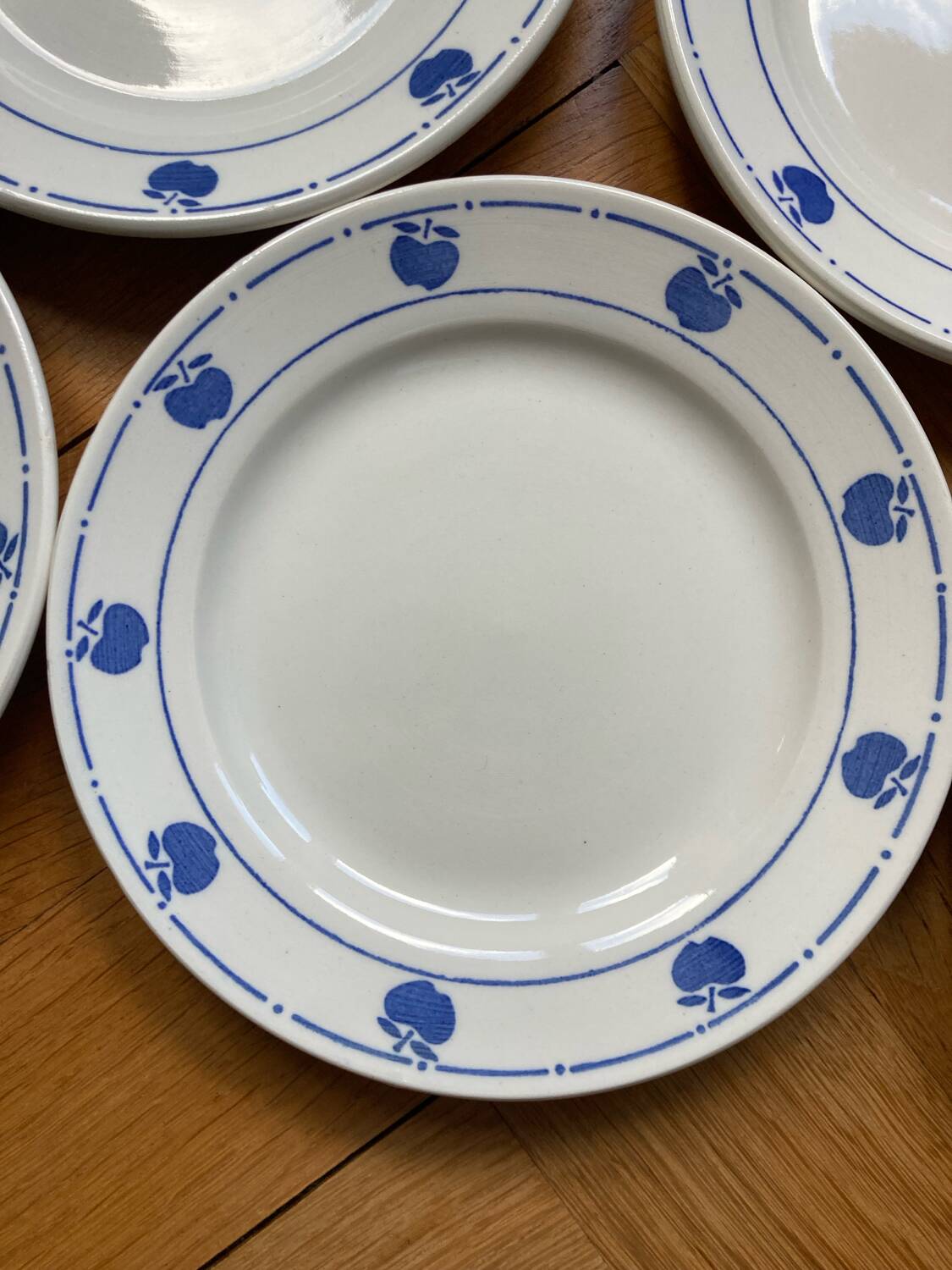 Blue apple dessert plates