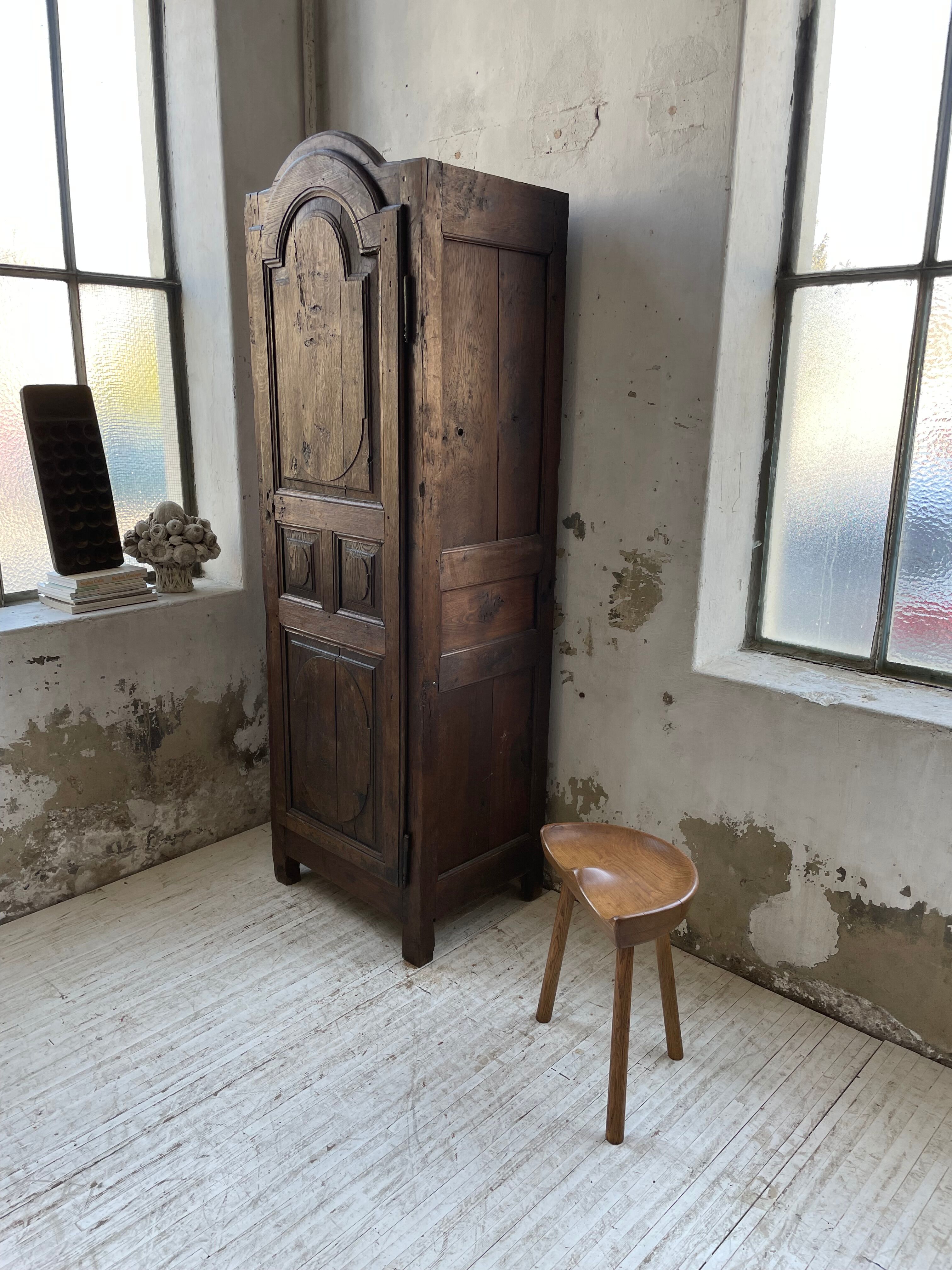 Savoyard solid oak cabinet XVIIIth