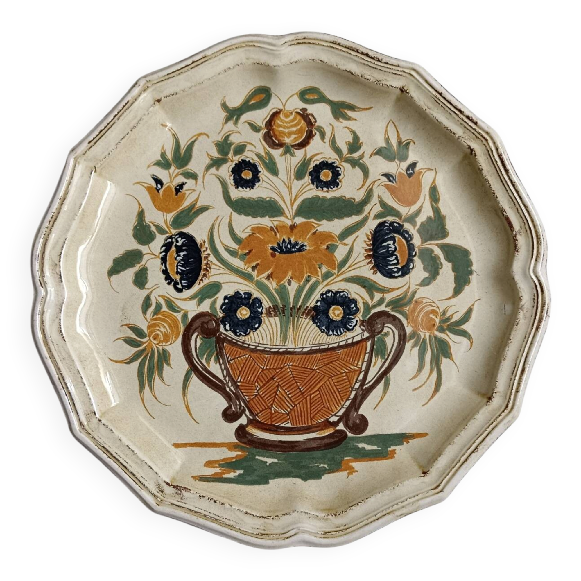 Decorative plate signed Clerissy Salins