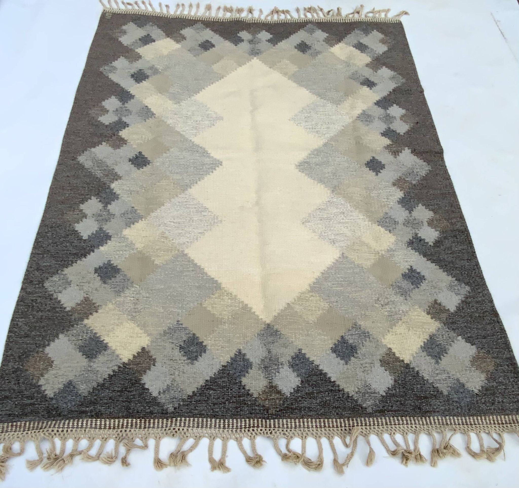Mid-century swedish kilim röllakan rug by brita svefors for axeco 1960