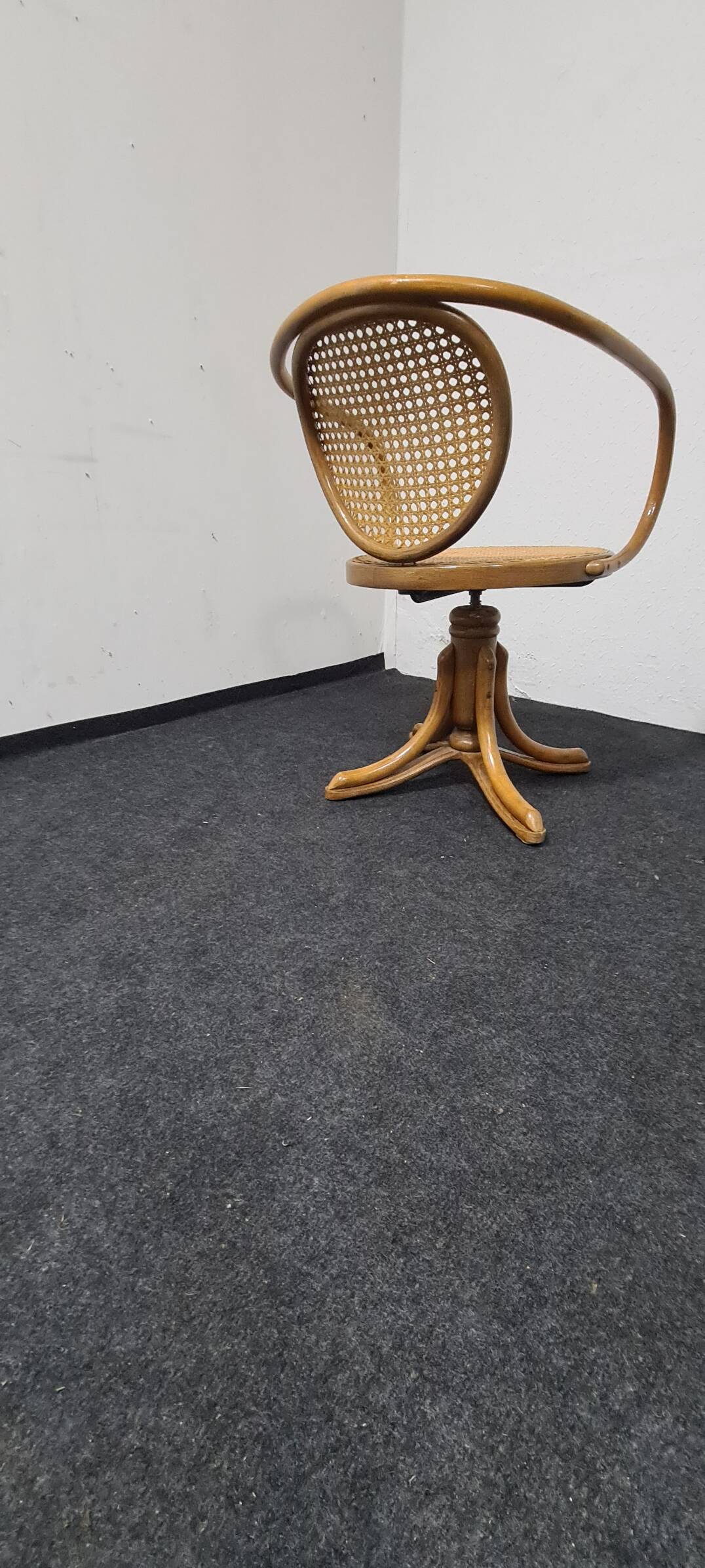 Vintage bentwood swivel chair.