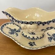 Ironstone sauce boat "Thistle" signed GIEN