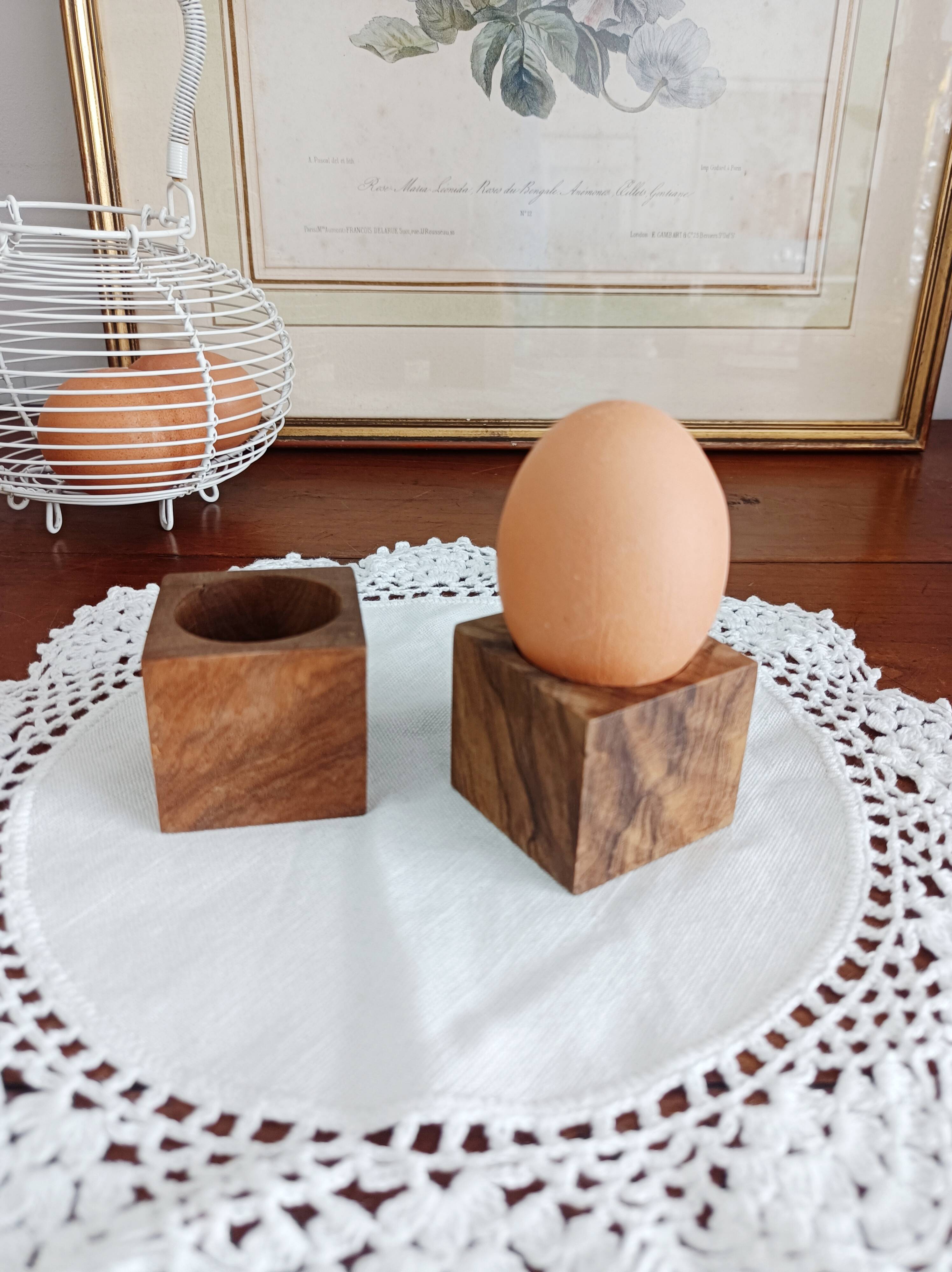 Set of 2 olive wood egg cups