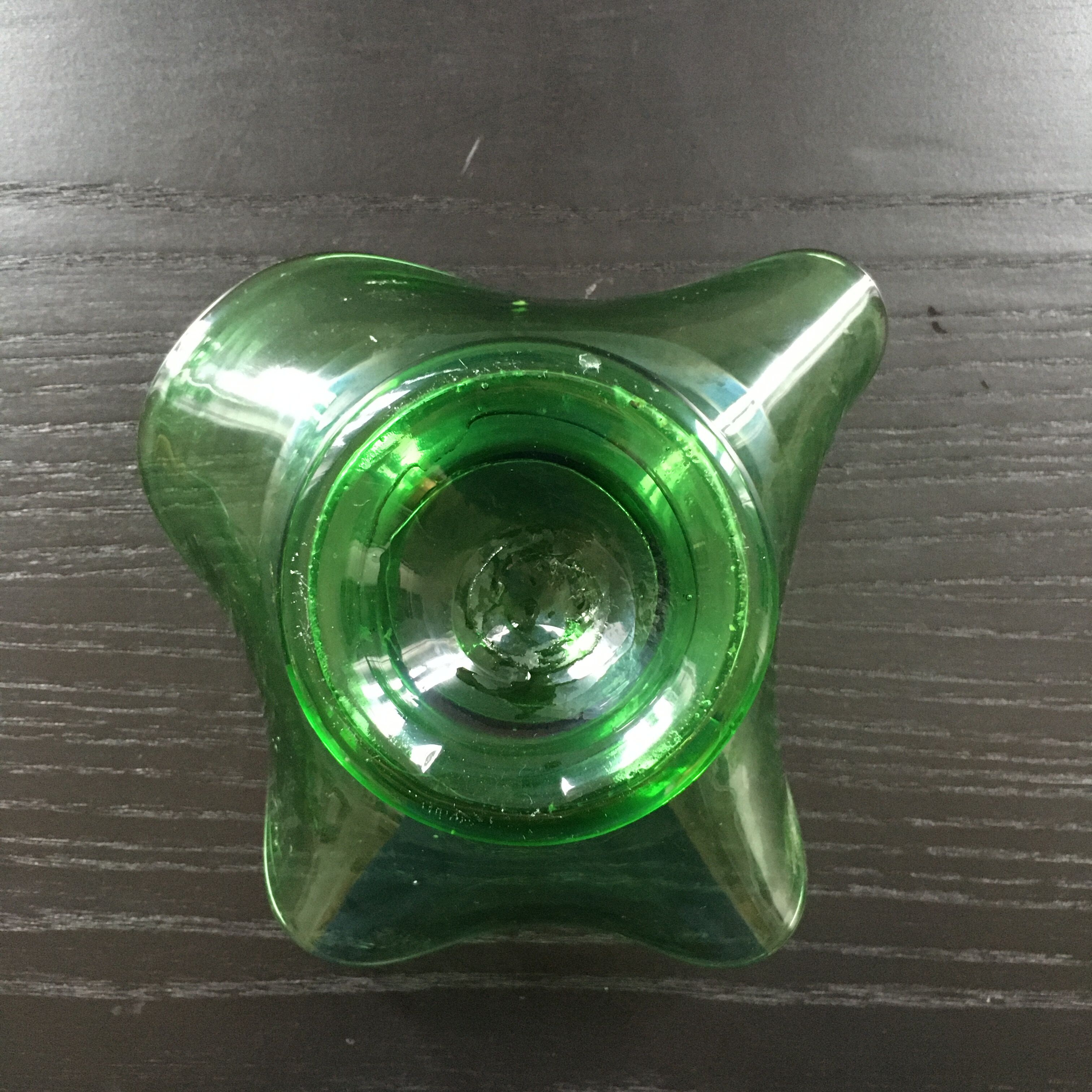 Lot of 3 green bowls.