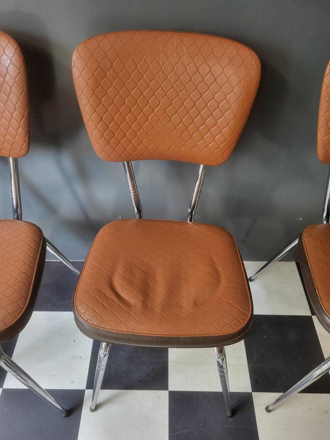 Bistro kitchen chairs in faux leather LOIRE SIEGES Vintage